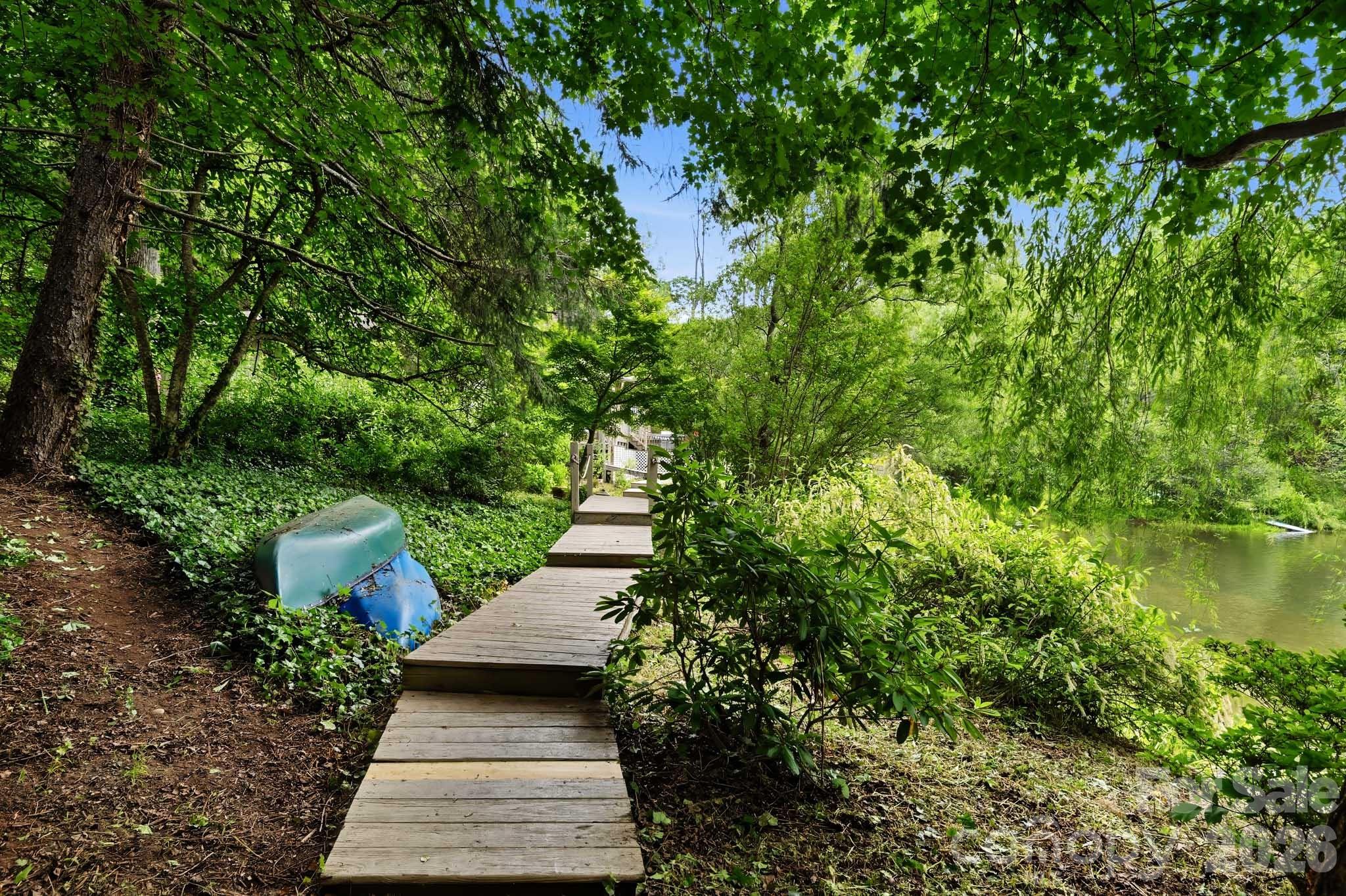 Echo Lake - Residential
