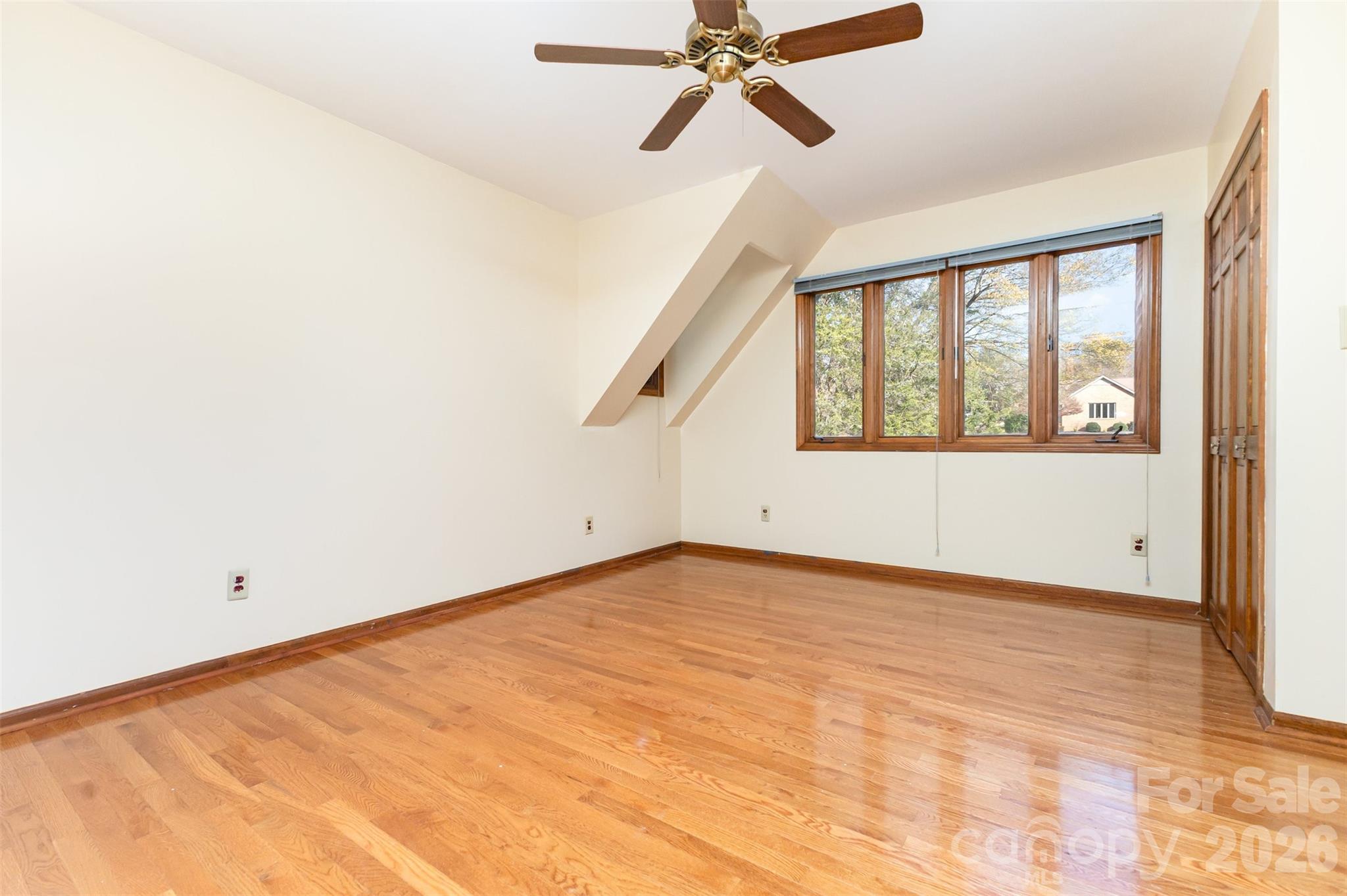 Country Club Gardens - Residential