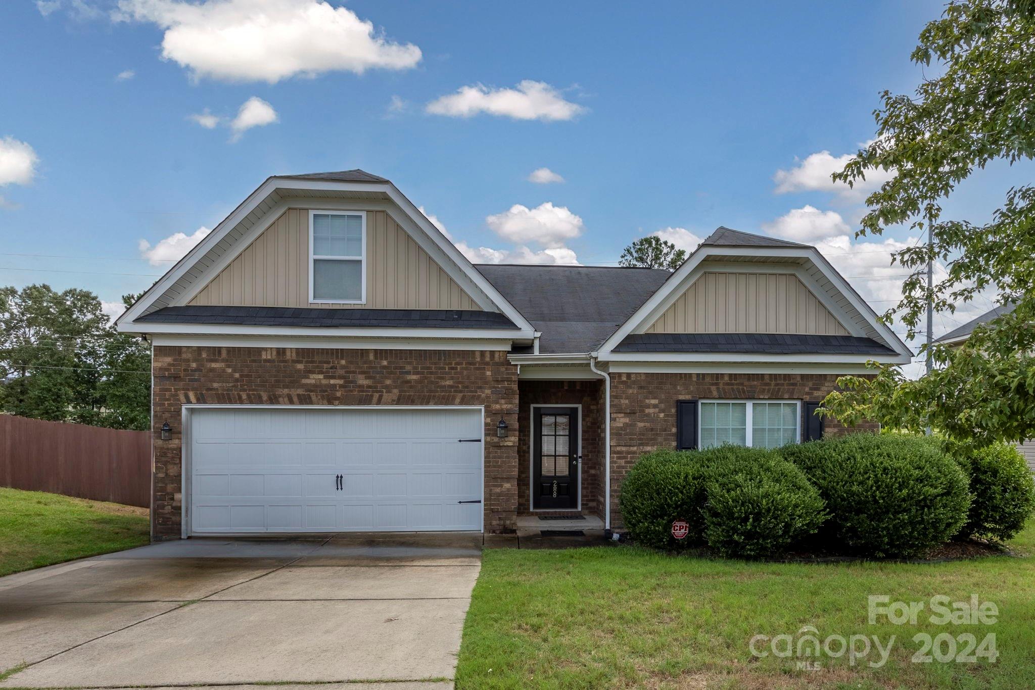 This lovely home offers 3 bedrooms, 2 baths, and a bonus room, all within a spacious open floor plan featuring vaulted ceilings. The kitchen is equipped
with granite countertops, a tile backsplash, a raised breakfast bar, a walk-in pantry, and an eat-in area. The owner's suite provides ample space with a
garden tub, separate shower, double sink granite vanity, and a 13-foot-wide walk-in closet. Constructed with industry-leading e-Built technology by Essex
Homes, this new construction is designed to conserve energy, minimize environmental pollutants, and save you money over time. Make an appointment
to see this gem before it's gone!