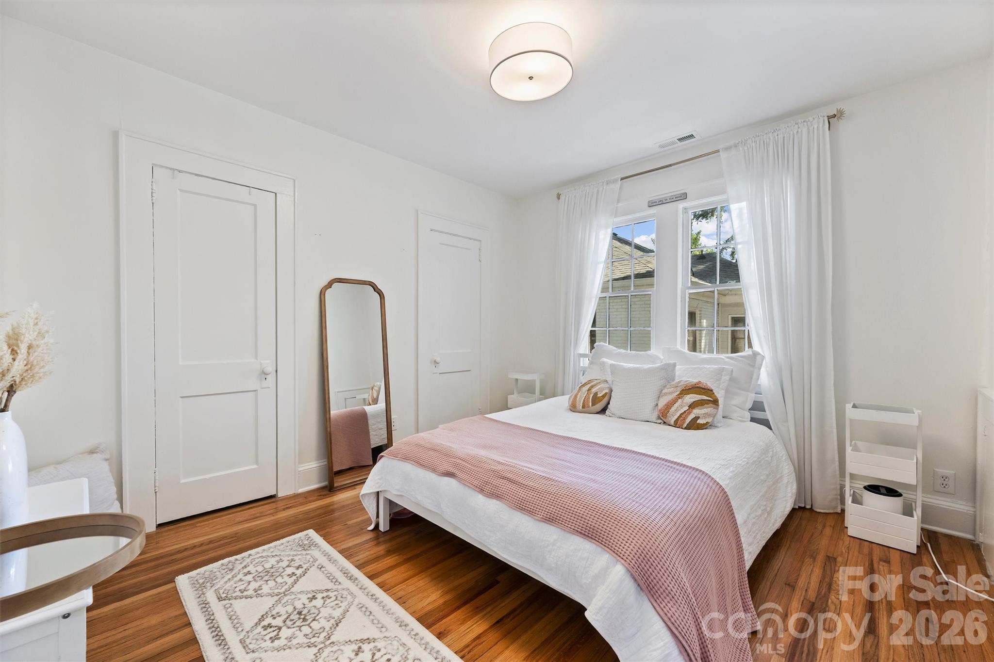 Elizabeth - Residential