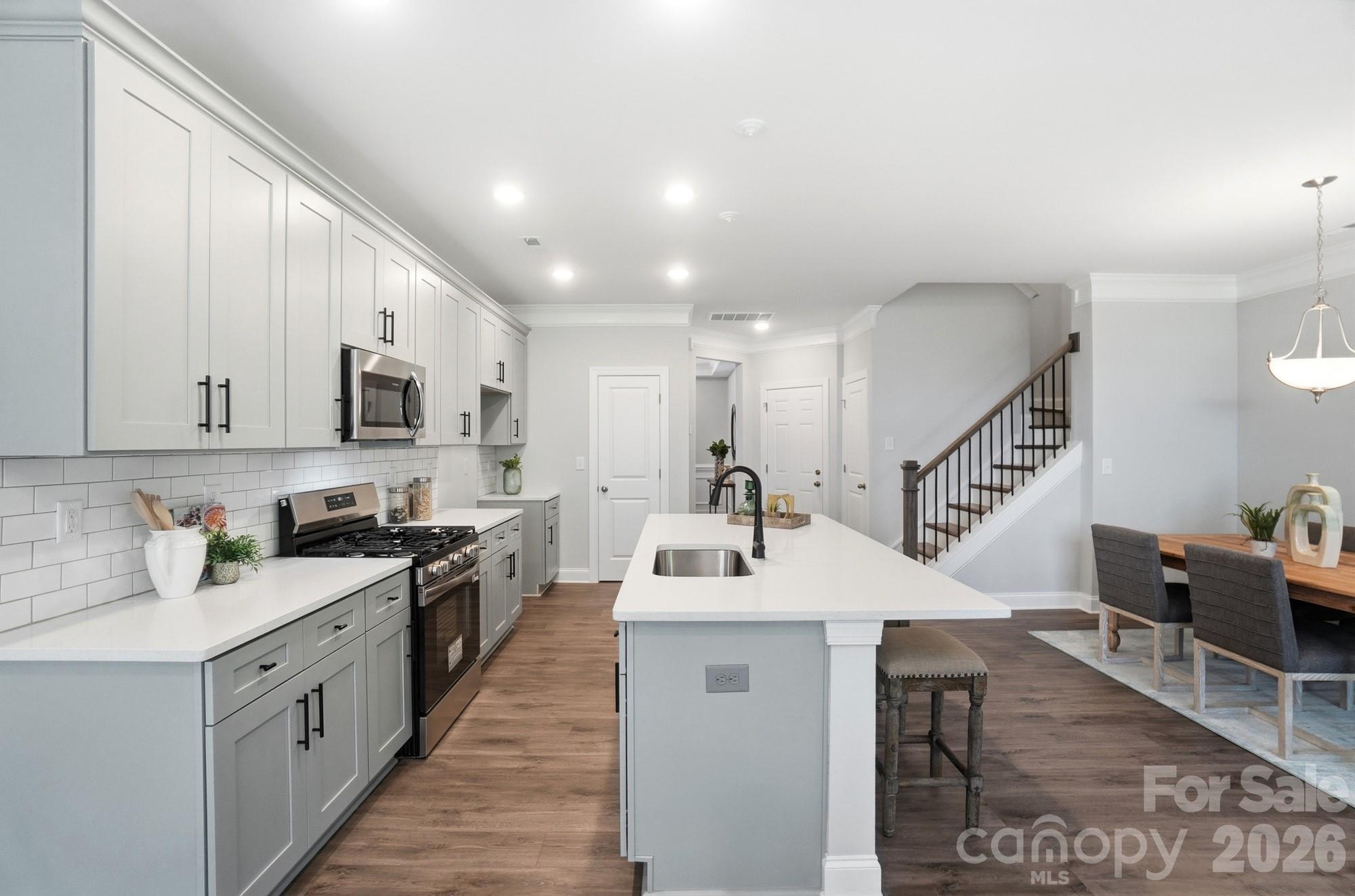 Harrisburg Village - Residential