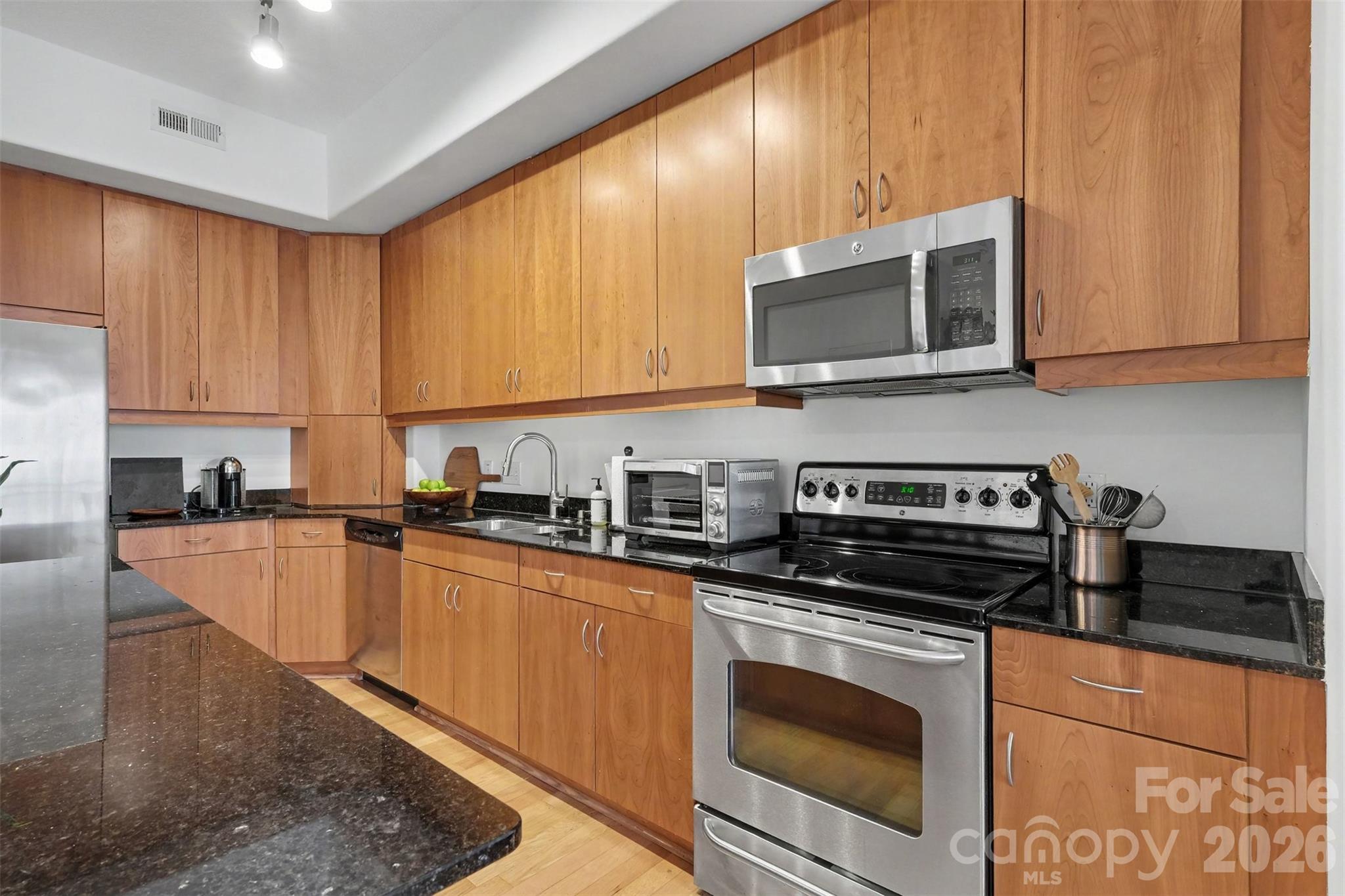 Piedmont Row - Residential