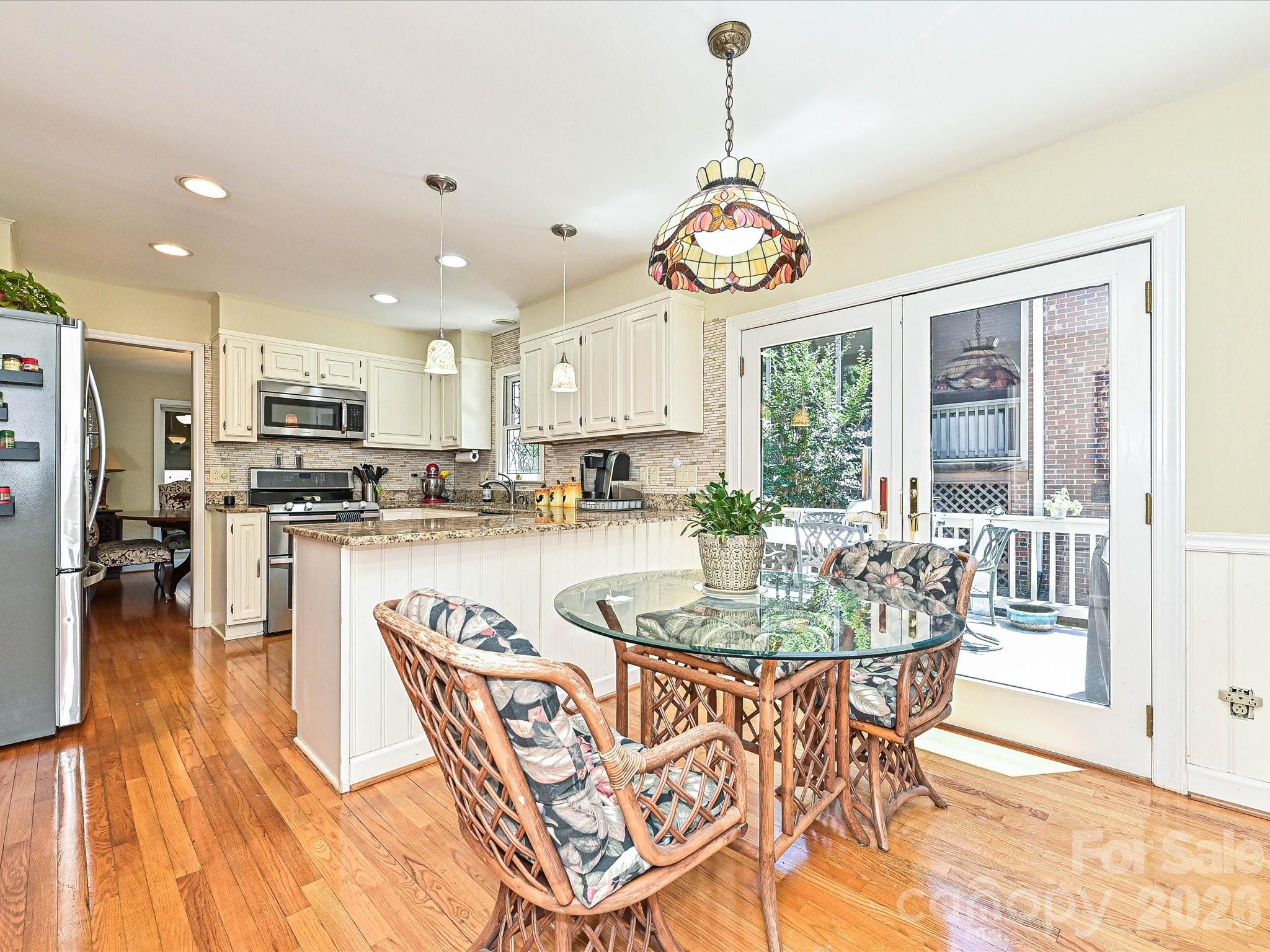 carsons pond - Residential