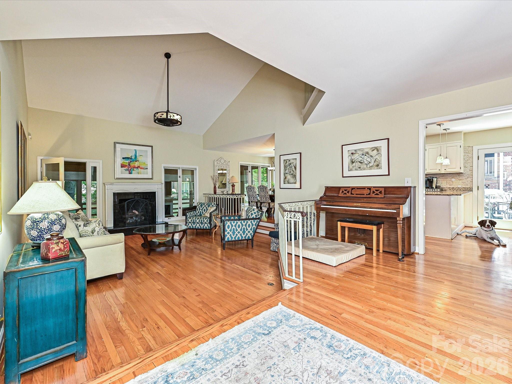 carsons pond - Residential