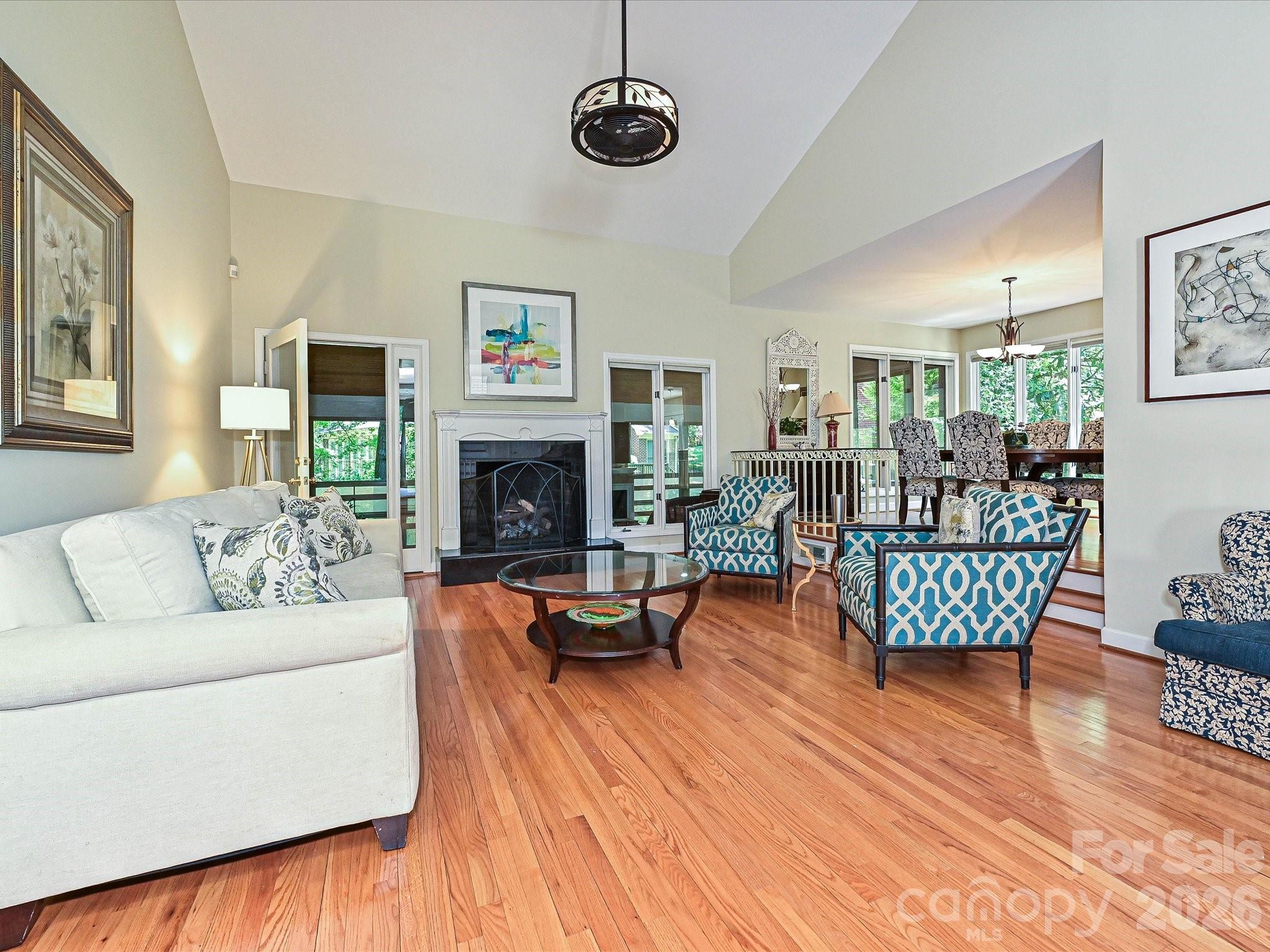 carsons pond - Residential
