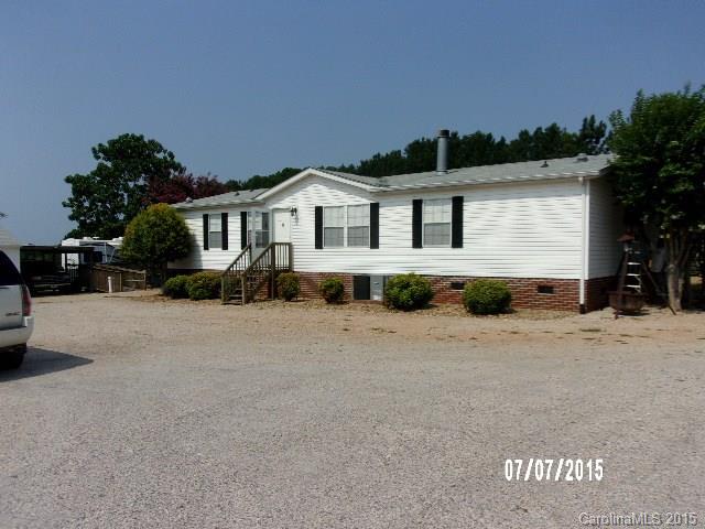 Country property offering 4 acres with an immaculate manufactured home with an in-ground saltwater pool, 2 car detached garage / workshop. 1600 Turkey Creek Ridge is a 2000 Palm Harbor double-wide . Property features two storage buildings including pool house and outside bathroom. SELLER WILL CONSIDER OWNER FINANCING – CALL LISTING AGENT FOR DETAILS.
