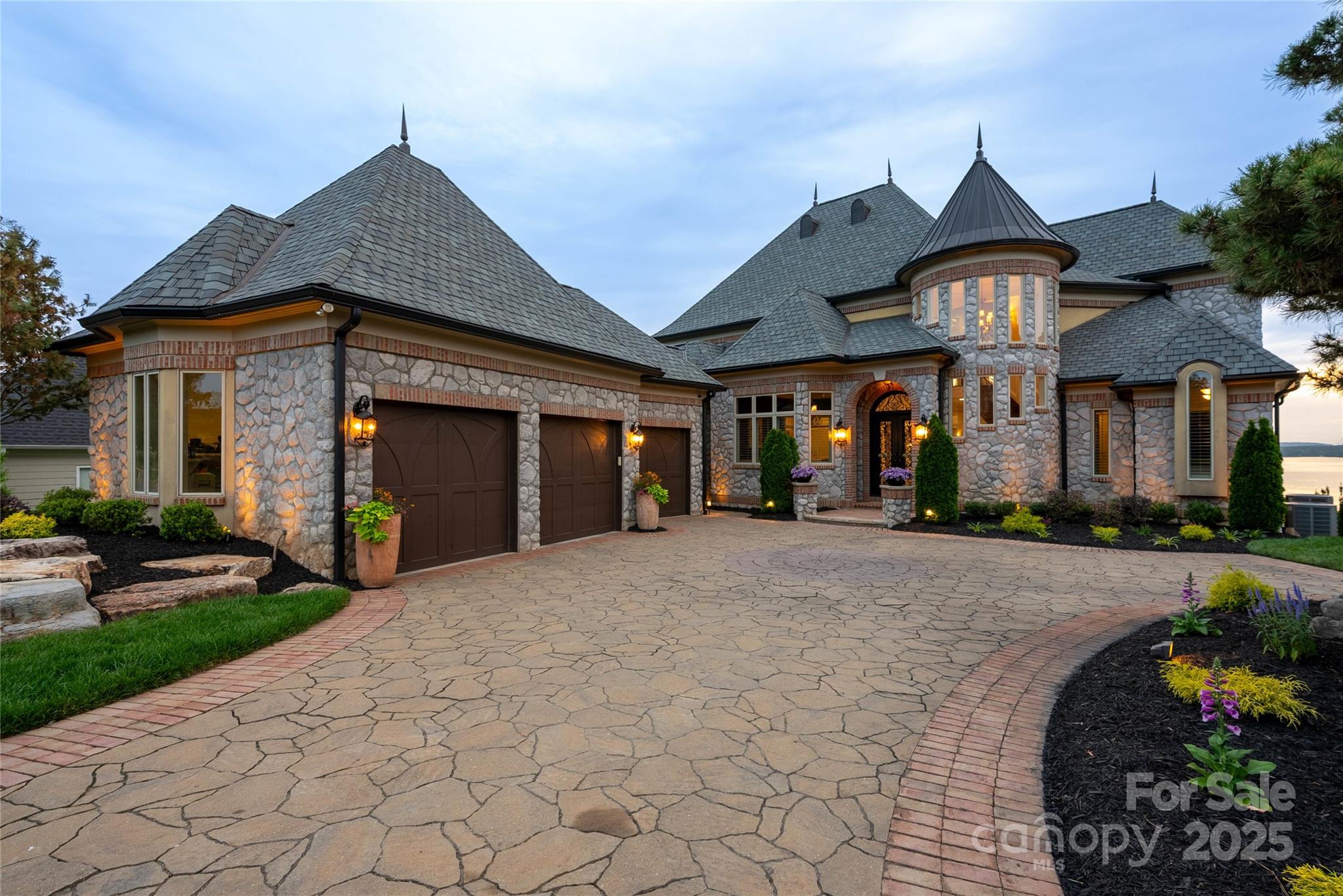 Joslin Pointe - Residential