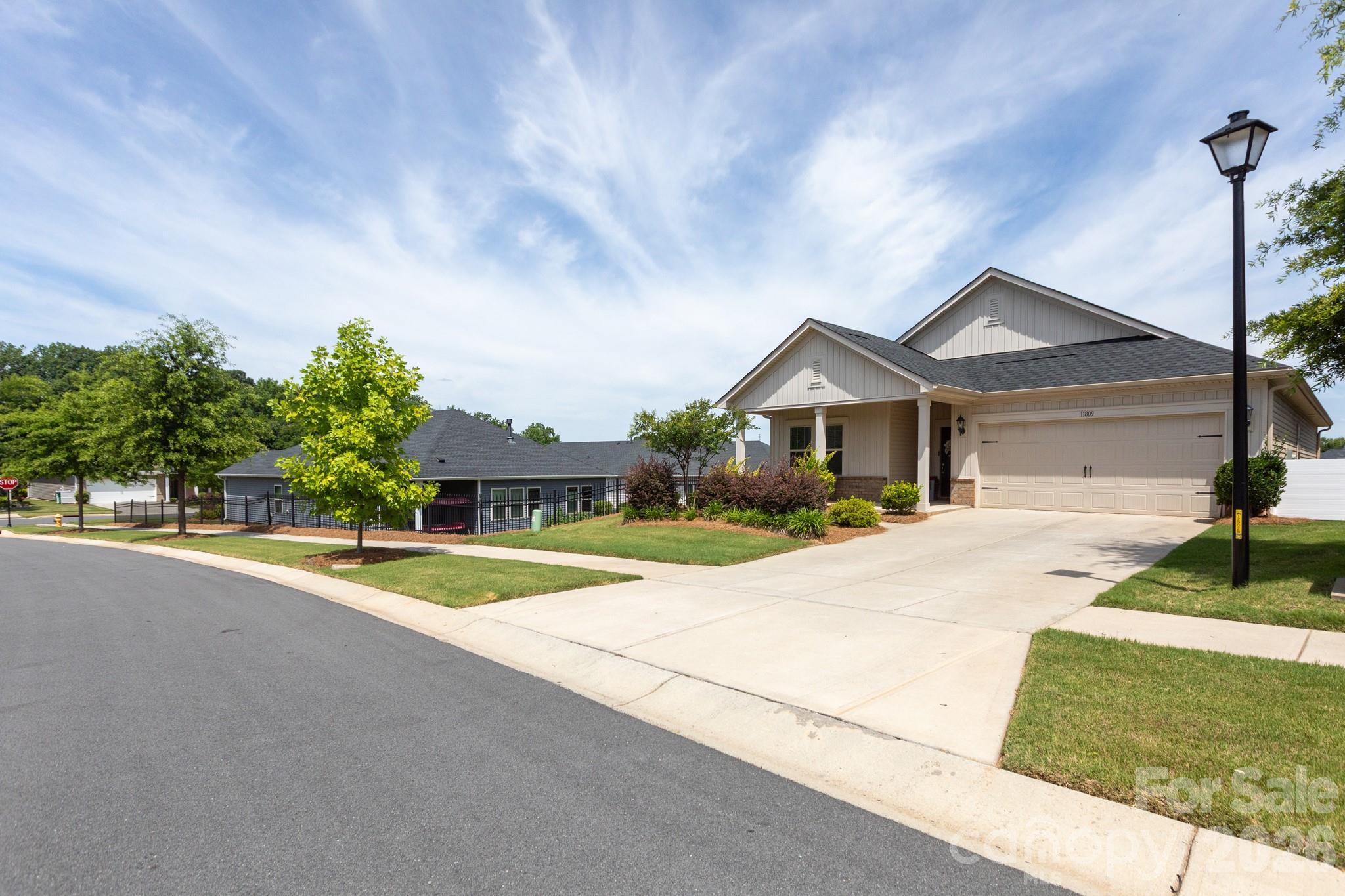 Larkhaven Hills - Residential
