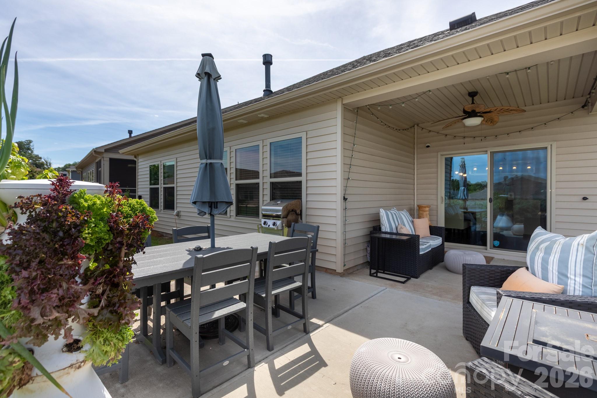 Larkhaven Hills - Residential