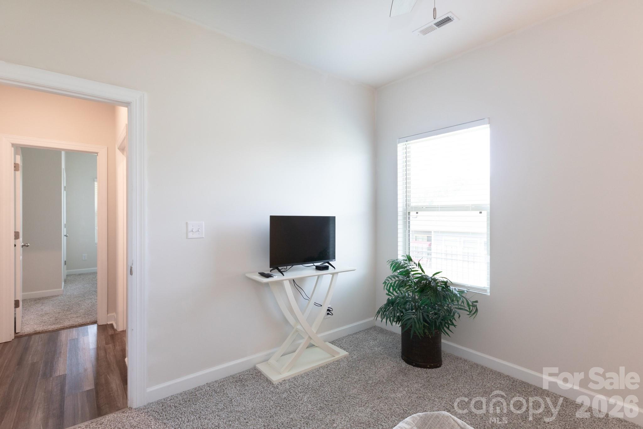 Larkhaven Hills - Residential