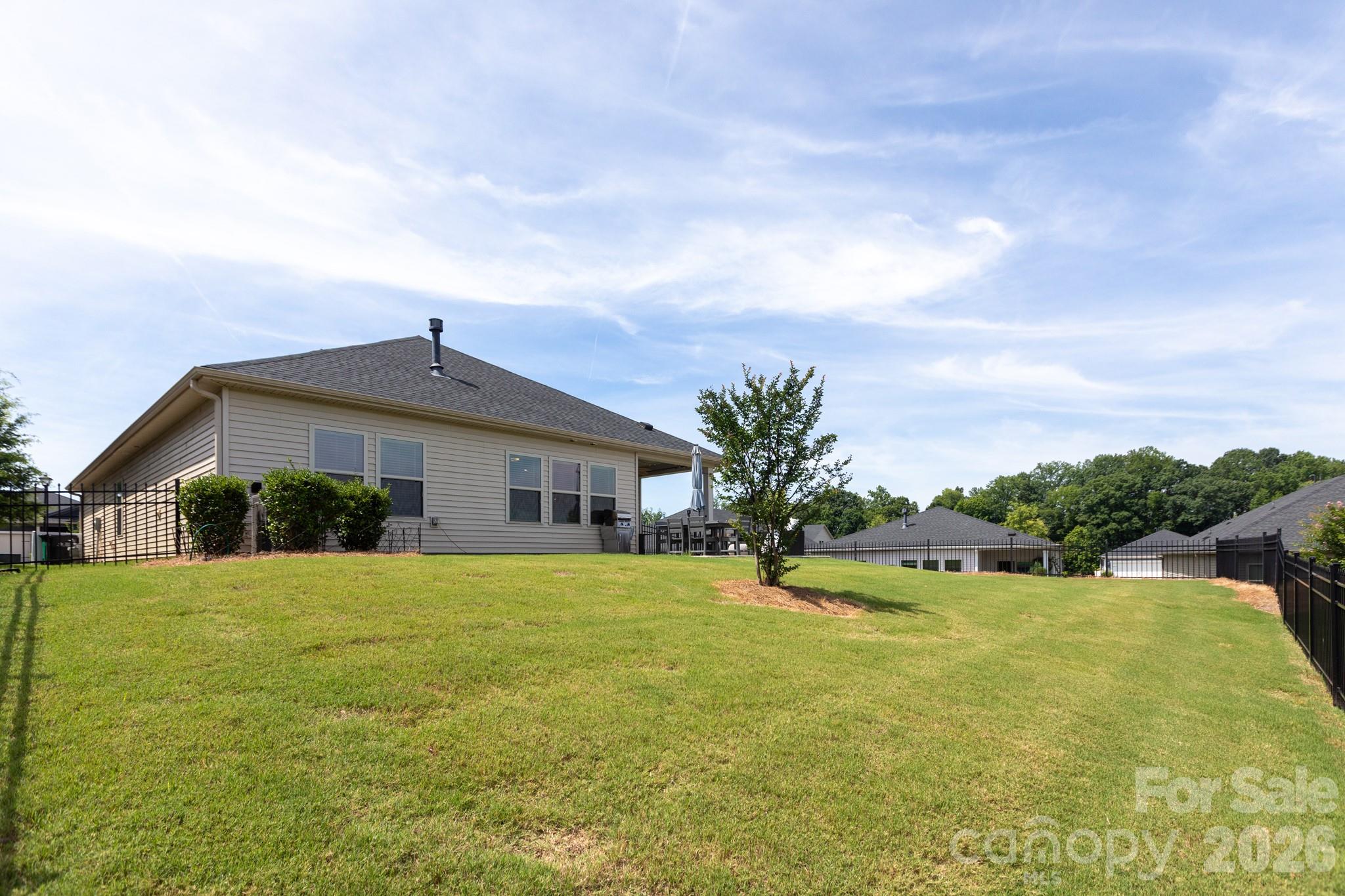 Larkhaven Hills - Residential