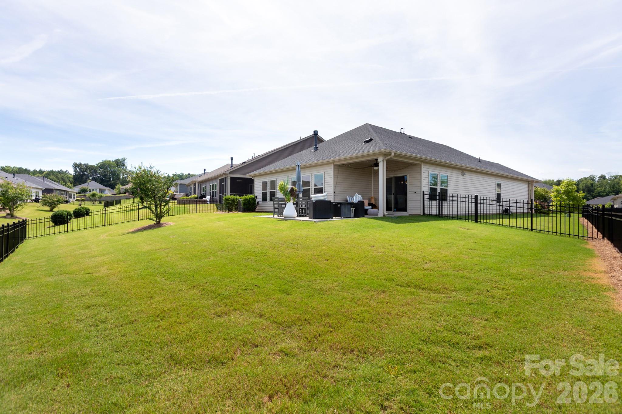 Larkhaven Hills - Residential