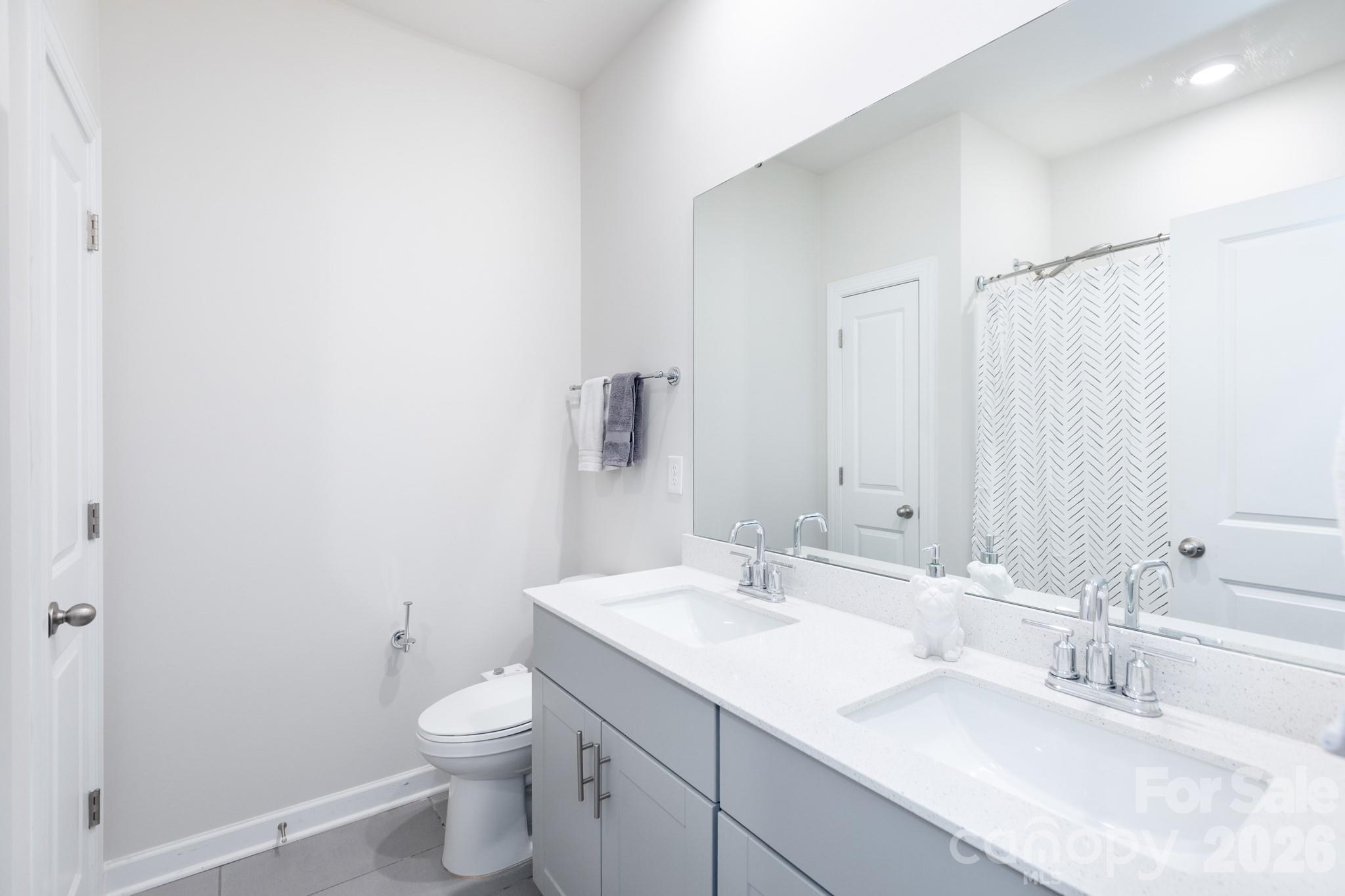Larkhaven Hills - Residential