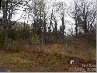 Desirable .58-acre lot for sale in Charlotte! Great opportunity to build your dream home in a sought-after location with convenient access to shopping, dining, schools, and major highways.