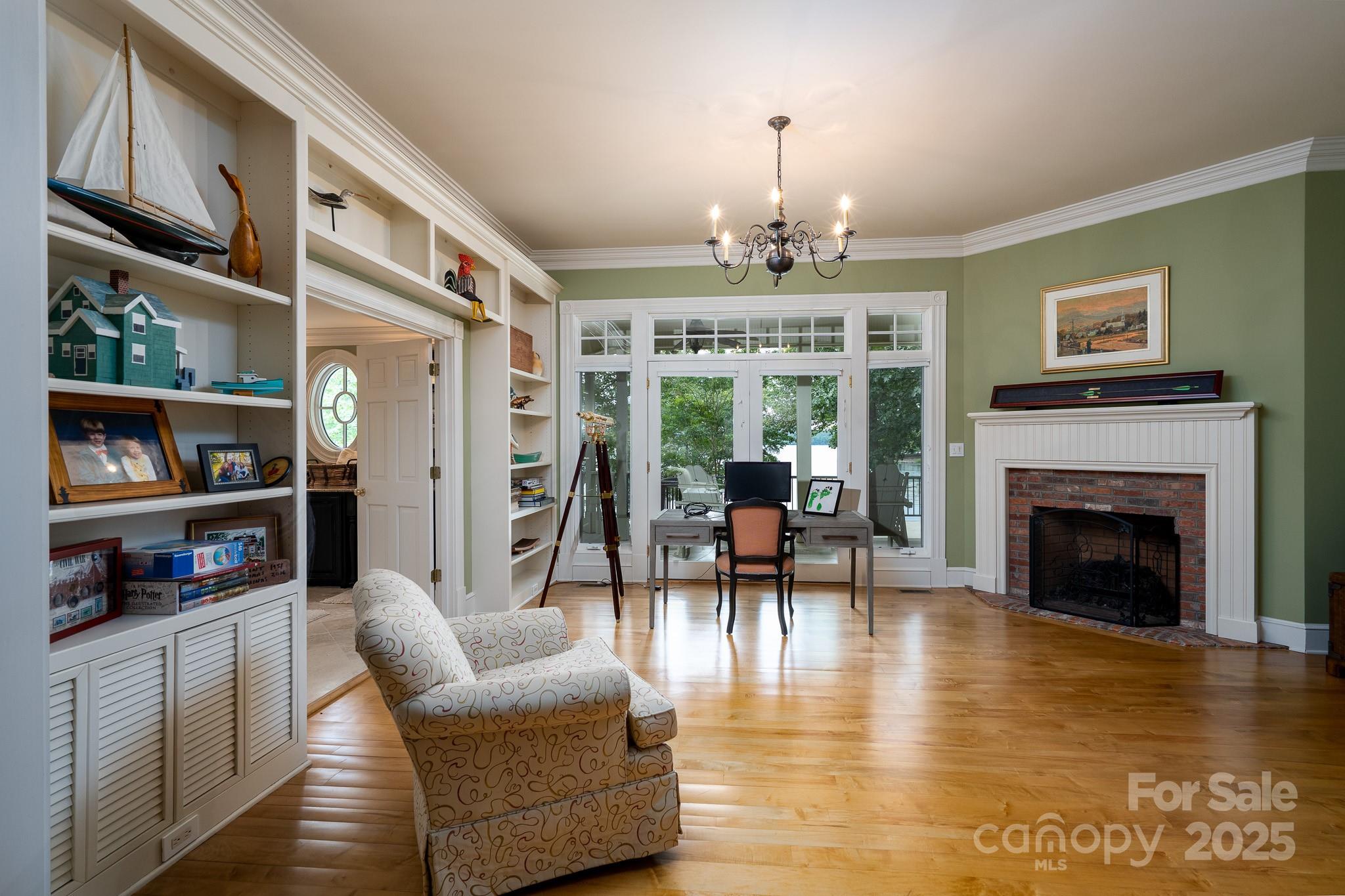 Uwharrie Point - Residential