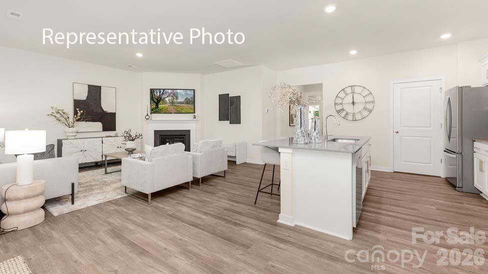 The Hamptons at Hickory - Residential
