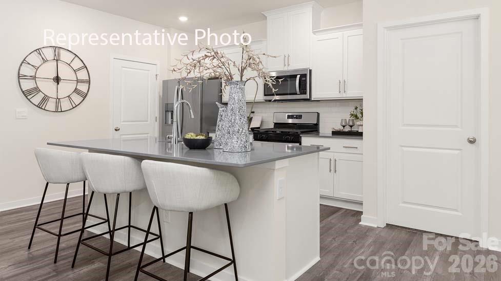 The Hamptons at Hickory - Residential