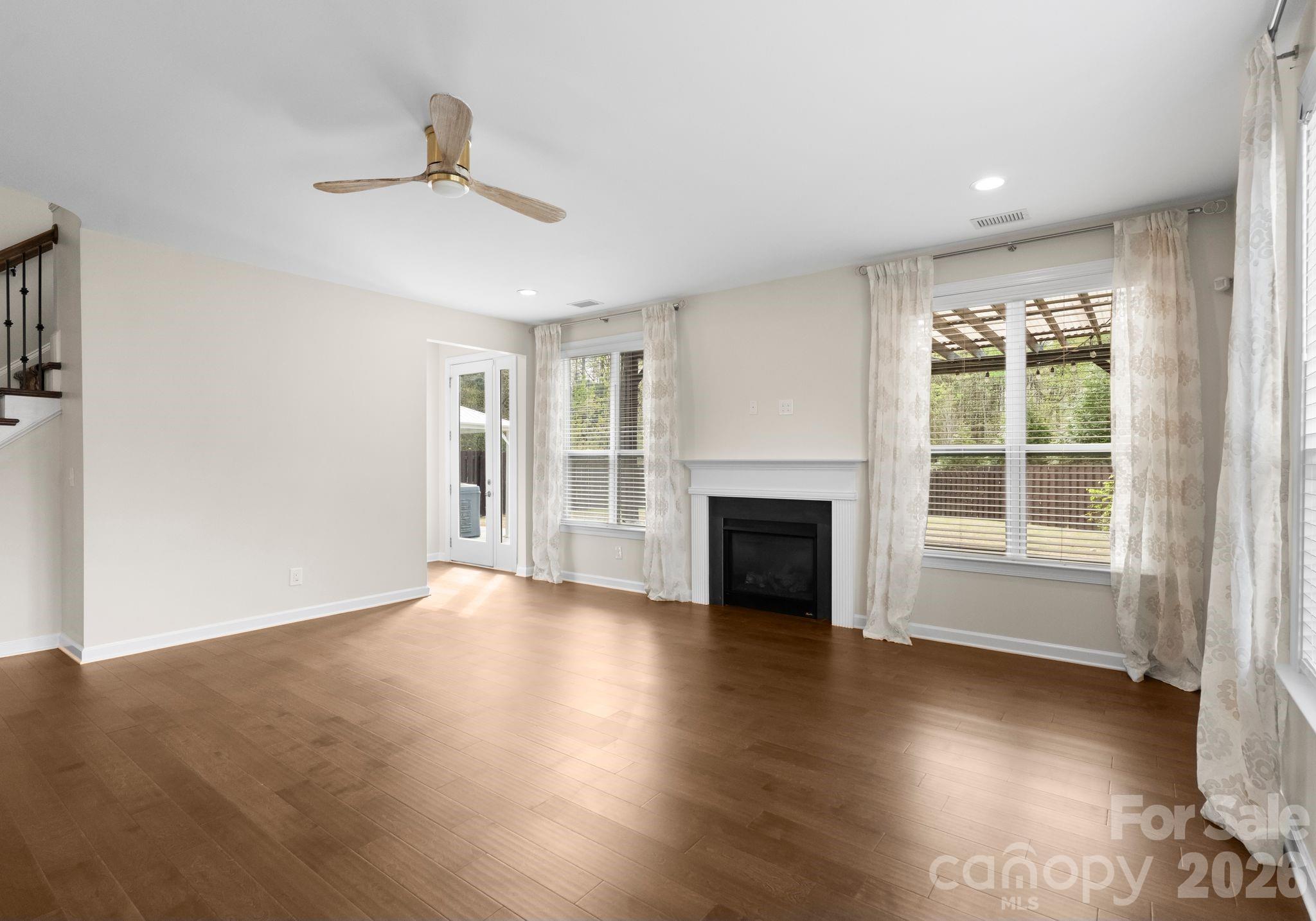 Shelly Woods - Residential