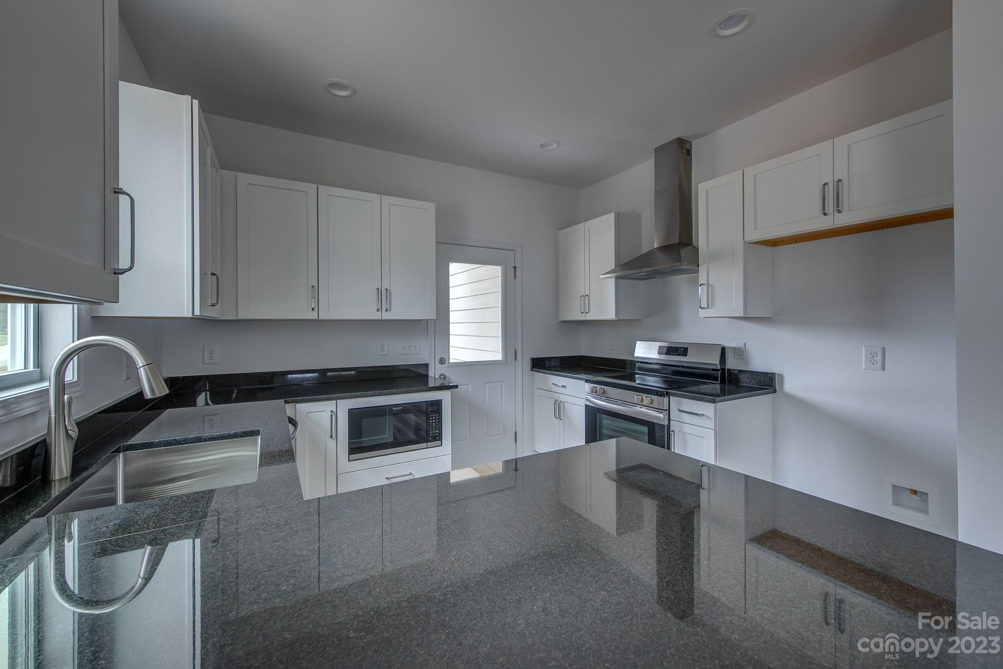 Dixon Village - Residential