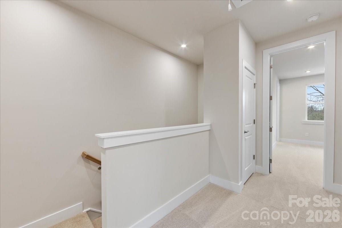 Context at Oakhurst - Residential