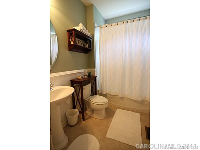 Olde Sycamore - Residential Lease