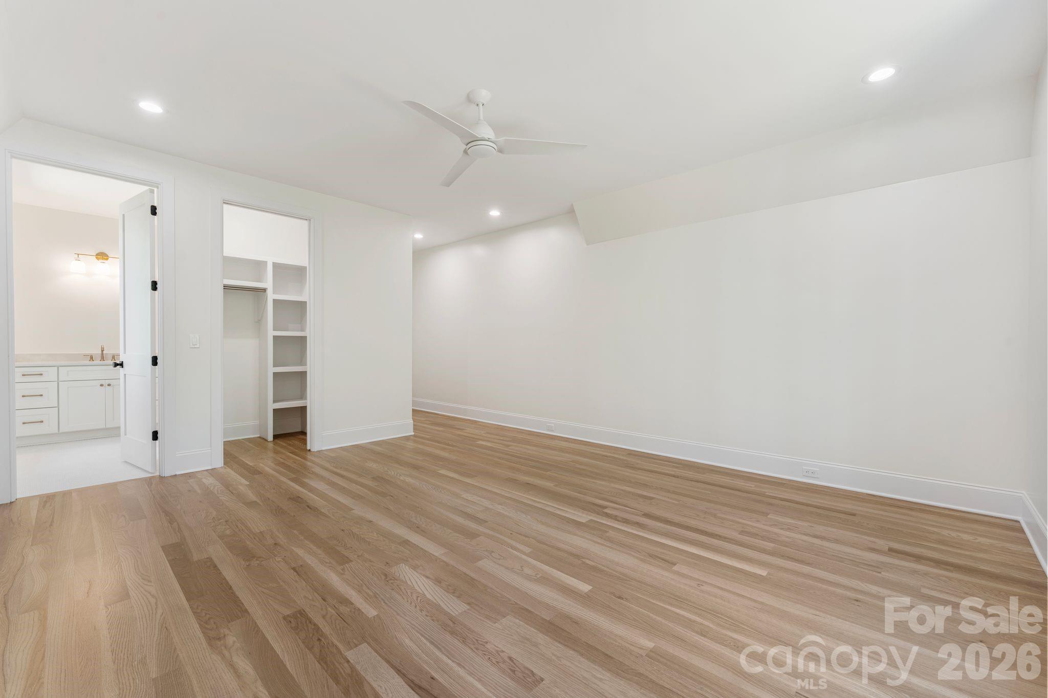 Riverchase Estates - Residential