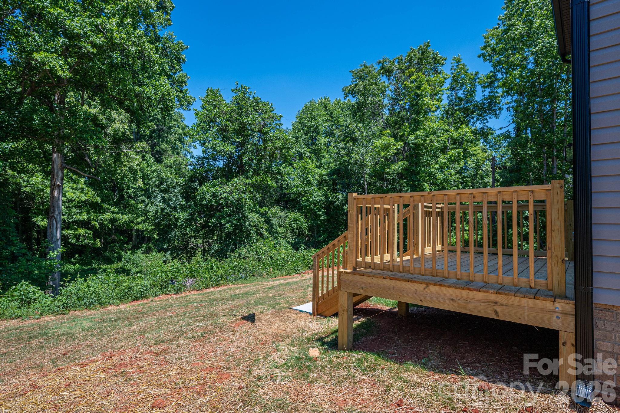 COUNTRY CROSSING - Residential