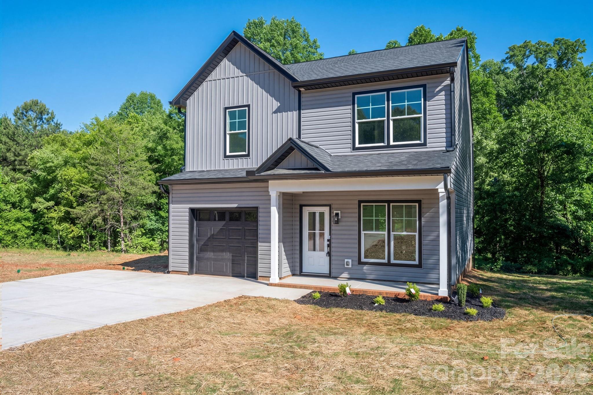 COUNTRY CROSSING - Residential