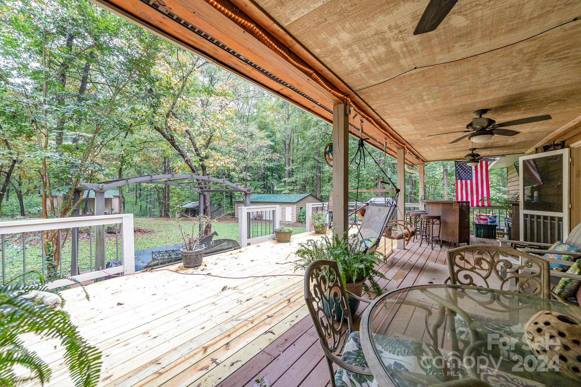 RIVER RUN - Residential