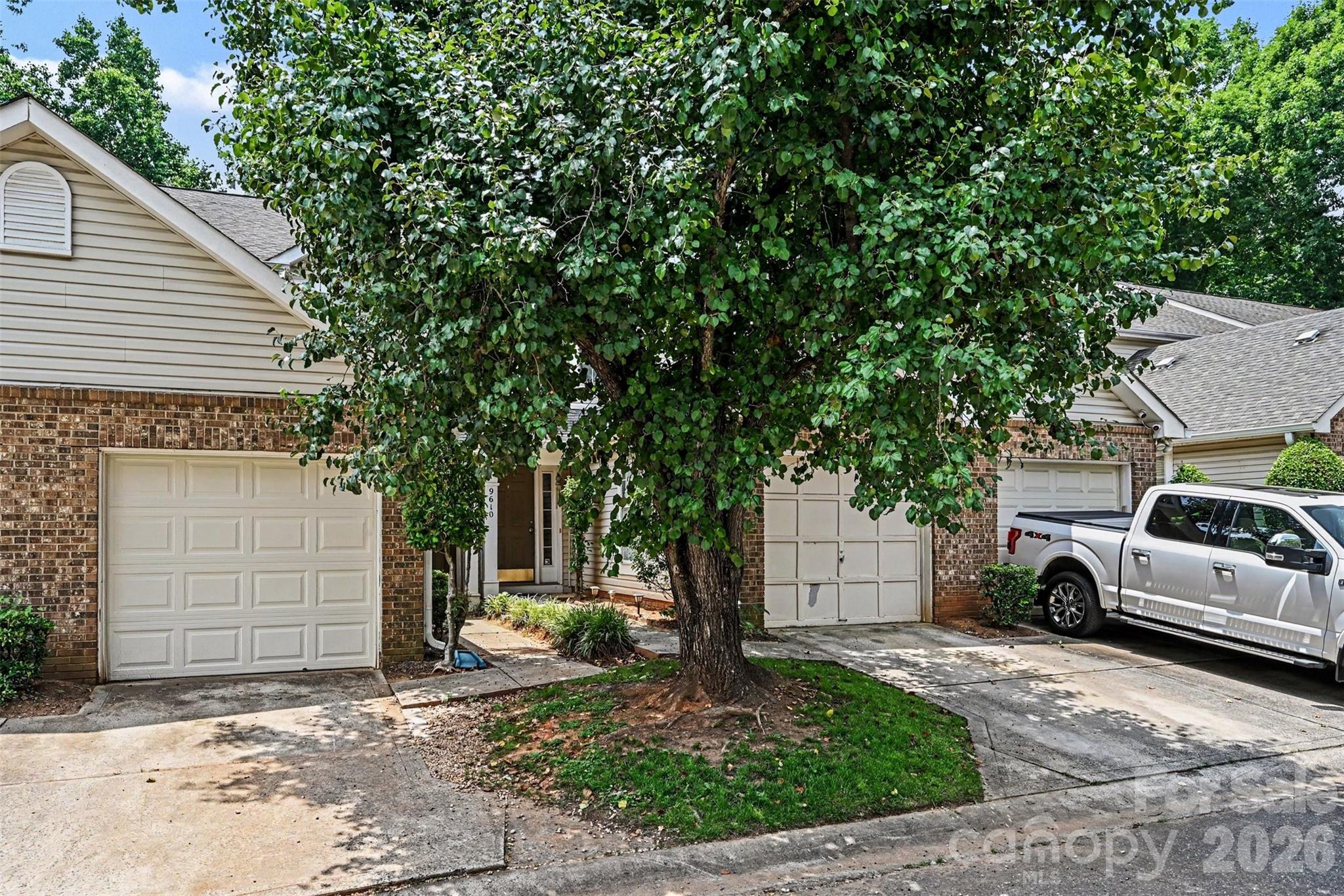Sardis Glen - Residential