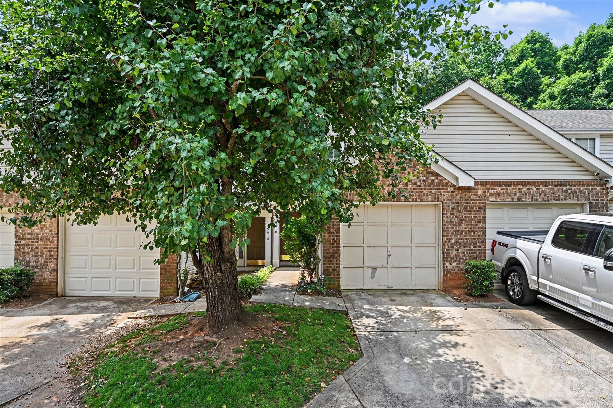 Sardis Glen - Residential