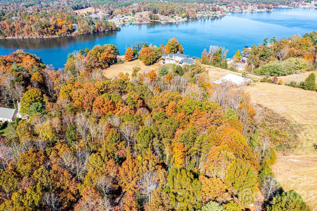 Lakewood - Land