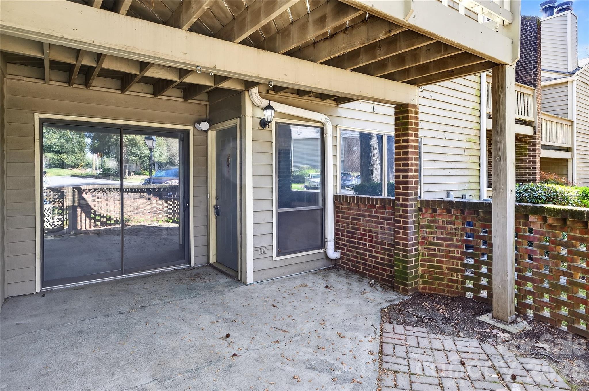 Sharon Place - Residential