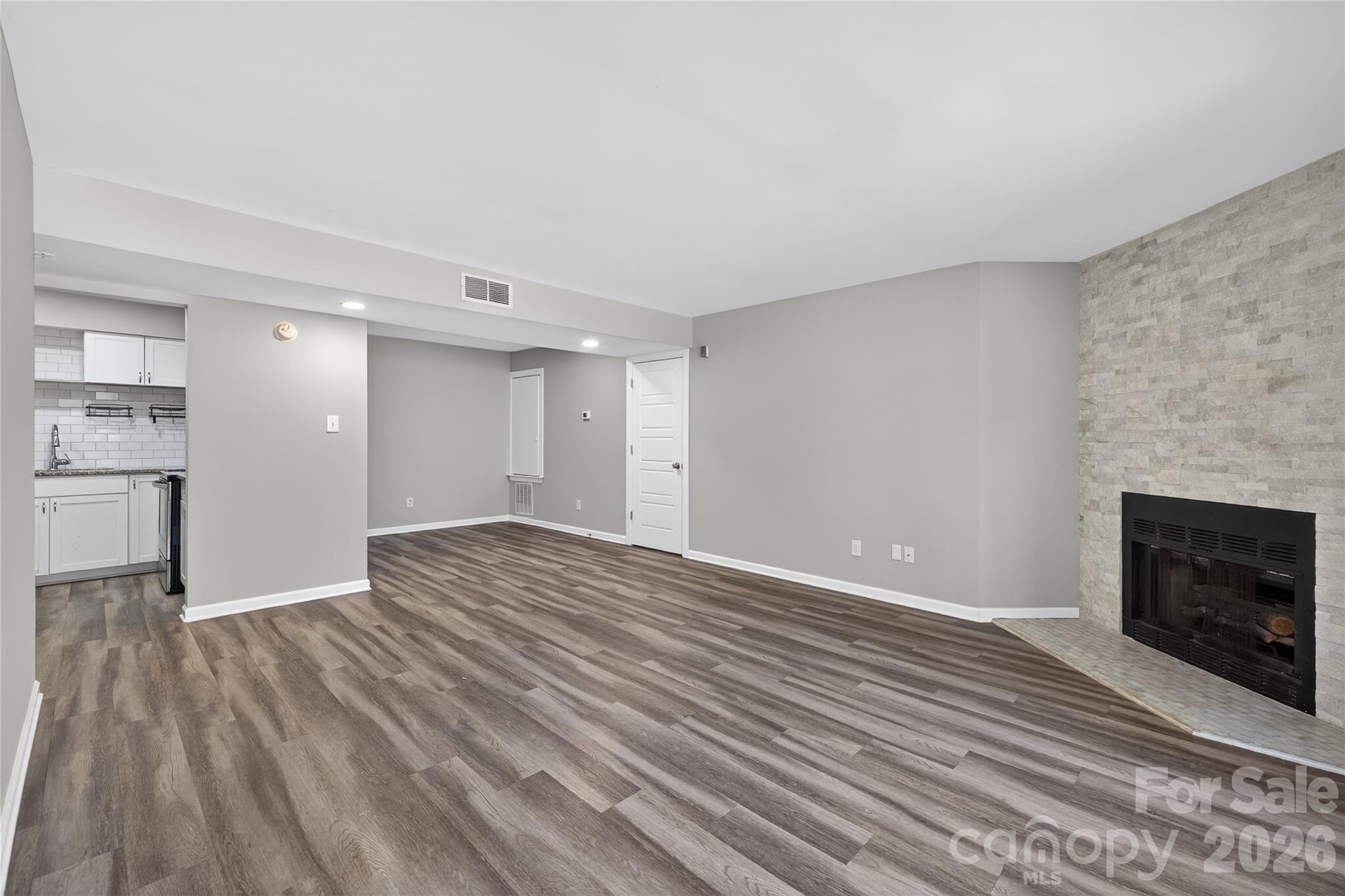 Sharon Place - Residential