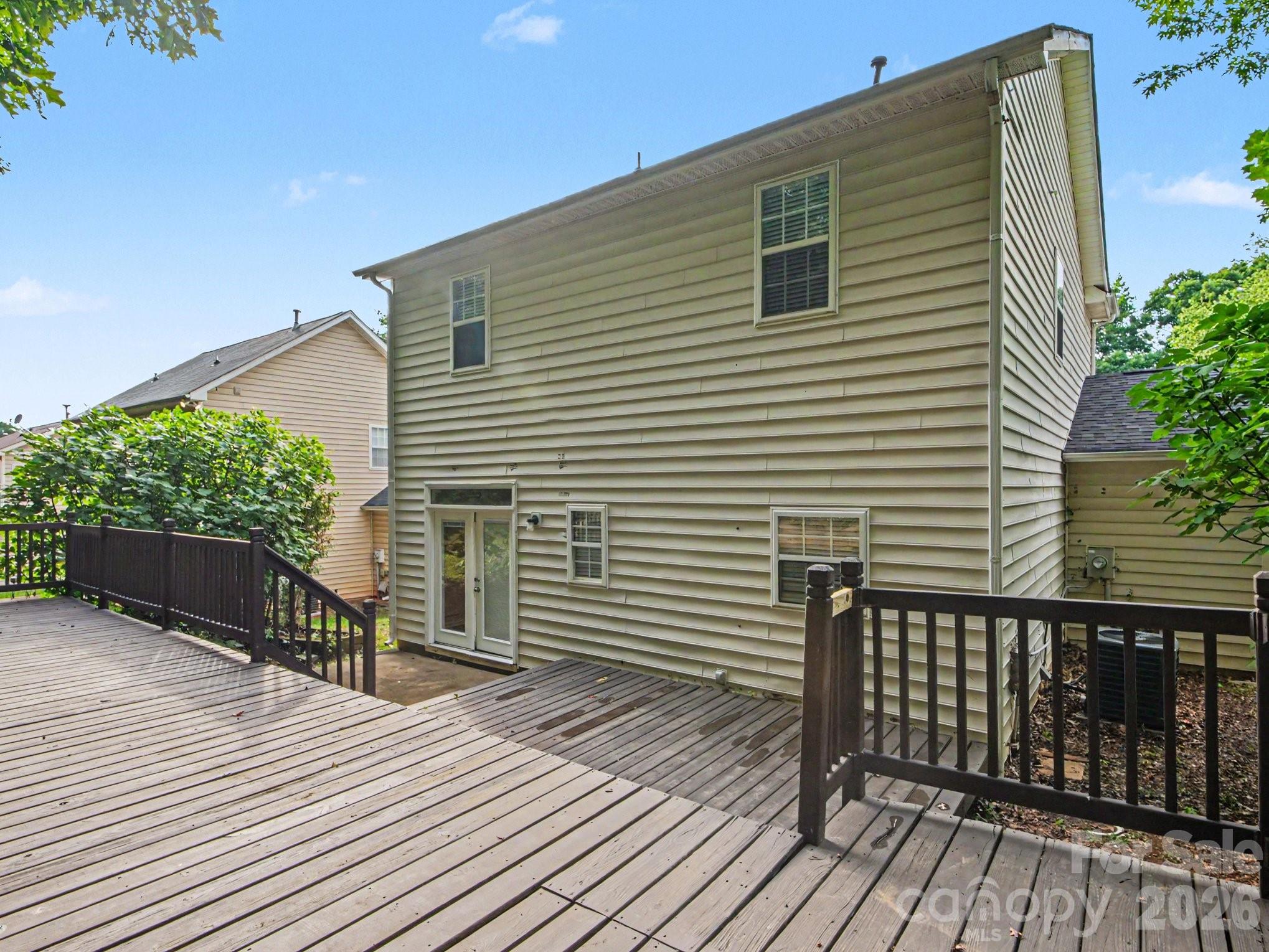 Cresthill - Residential