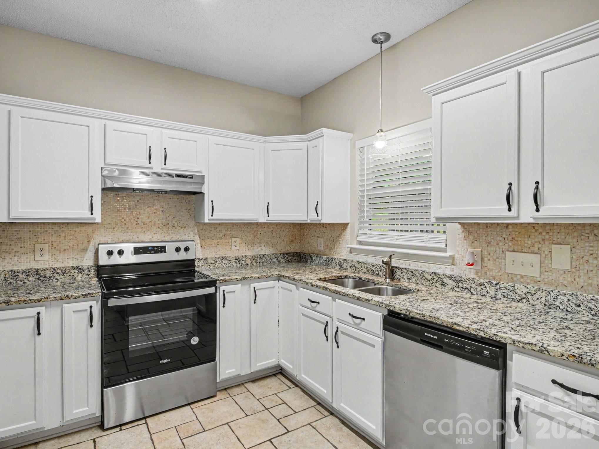 Cresthill - Residential