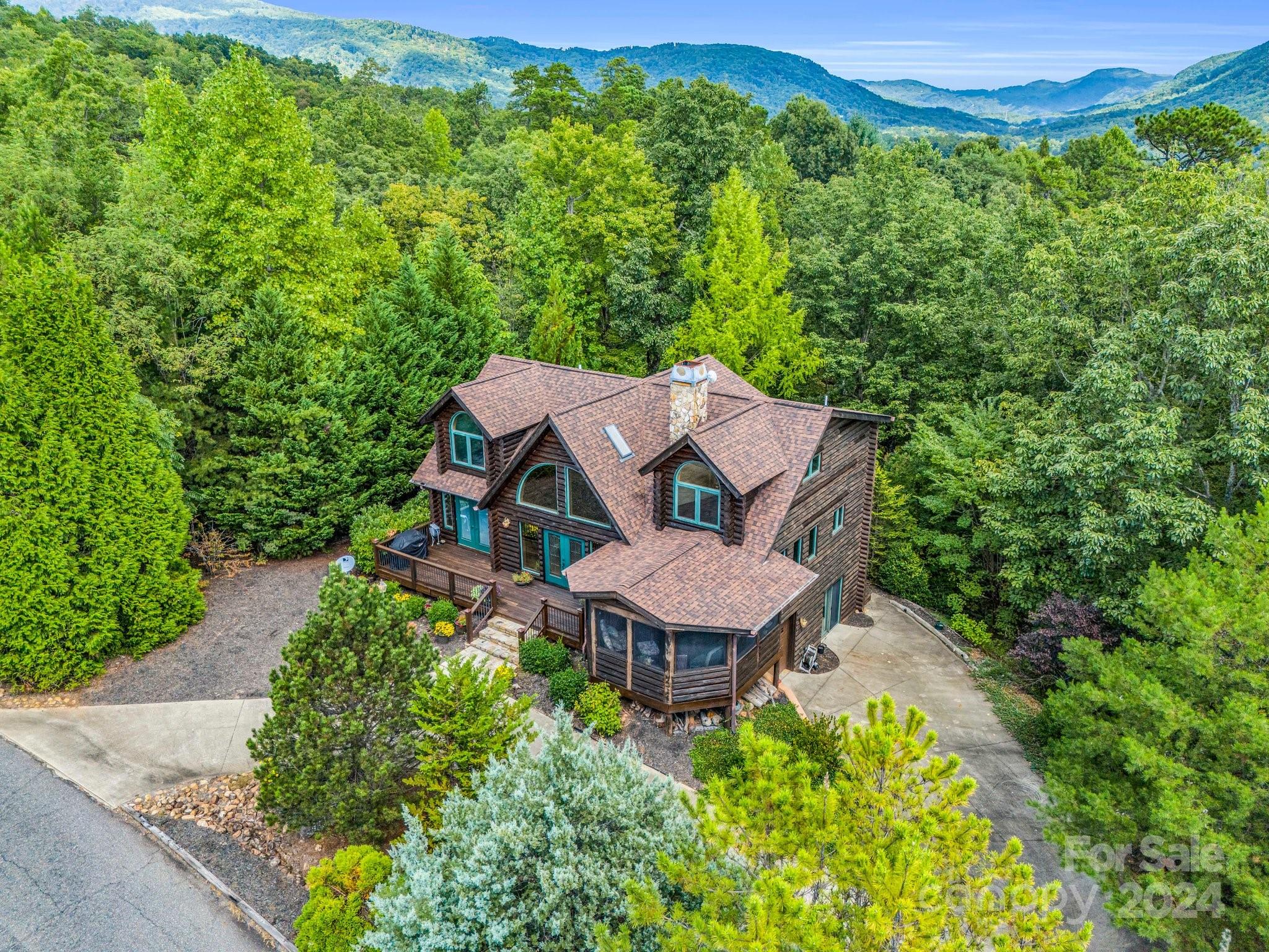 Rumbling Bald on Lake Lure - Residential