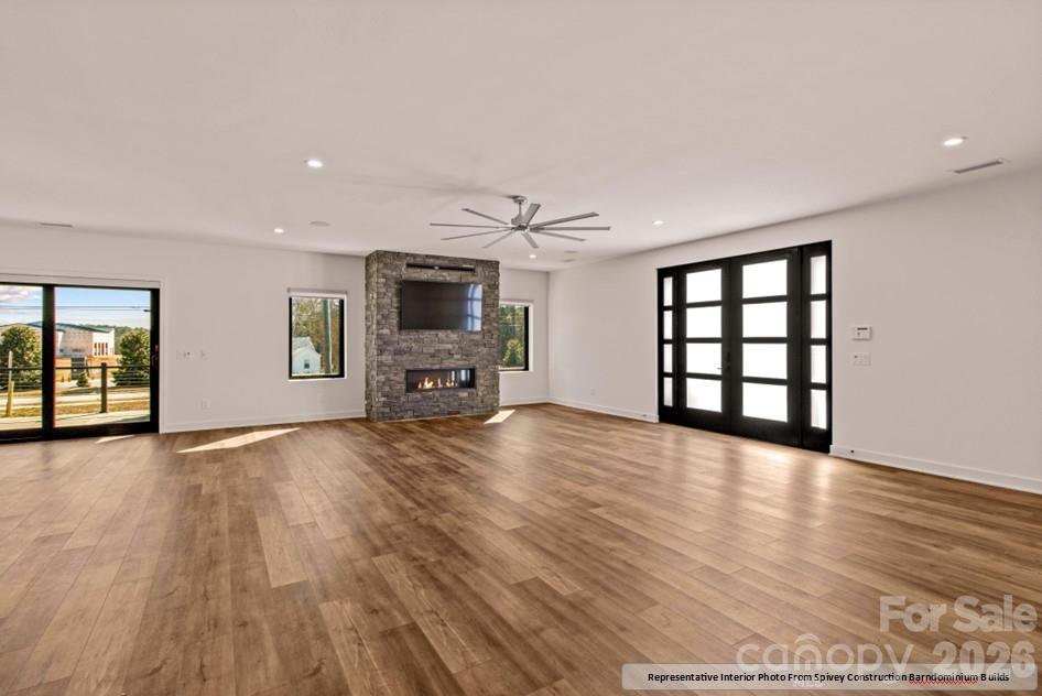 Honeycutt Flats - Residential