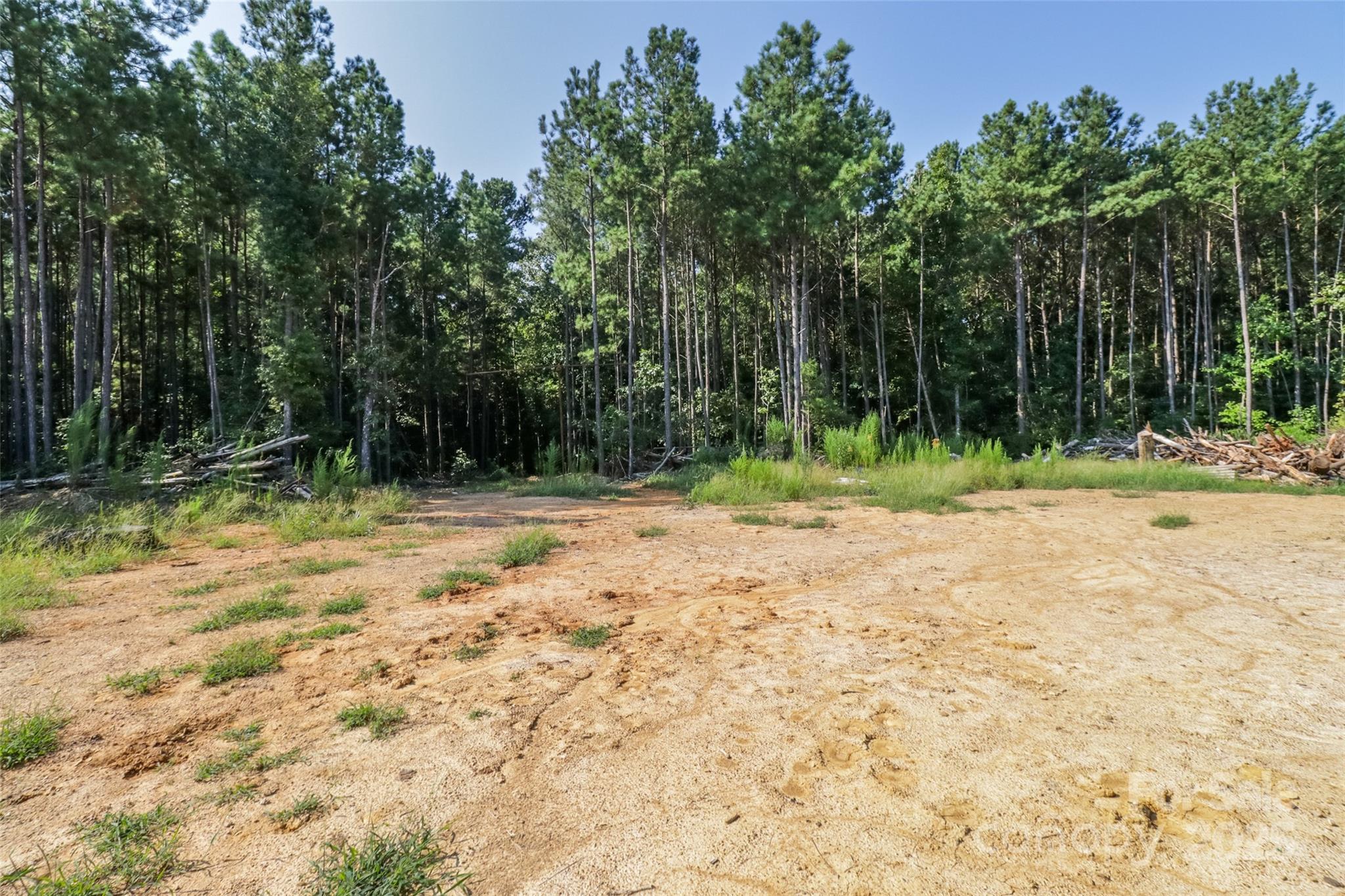 MCCAIN PARK - Land