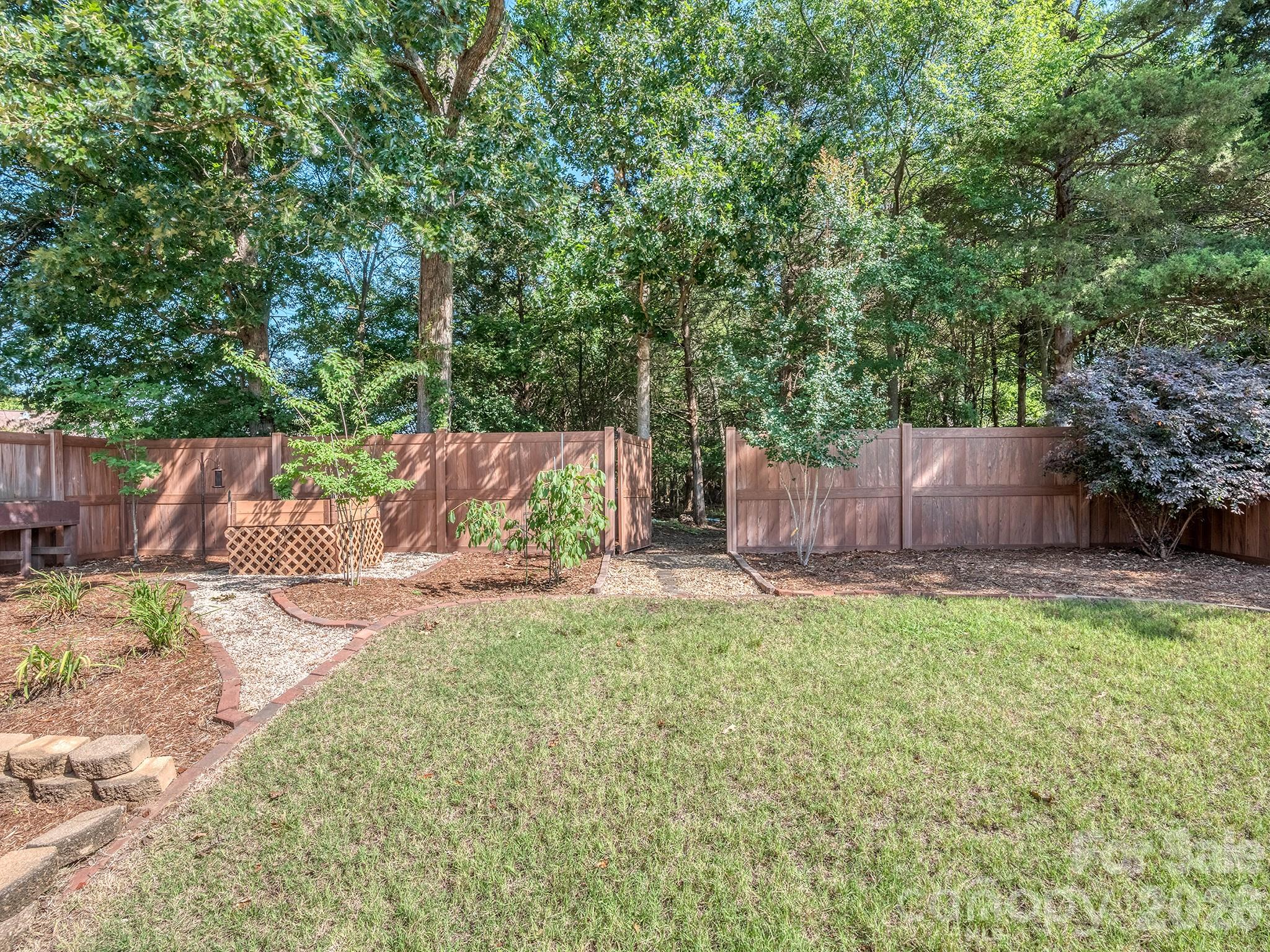 Planters Walk - Residential