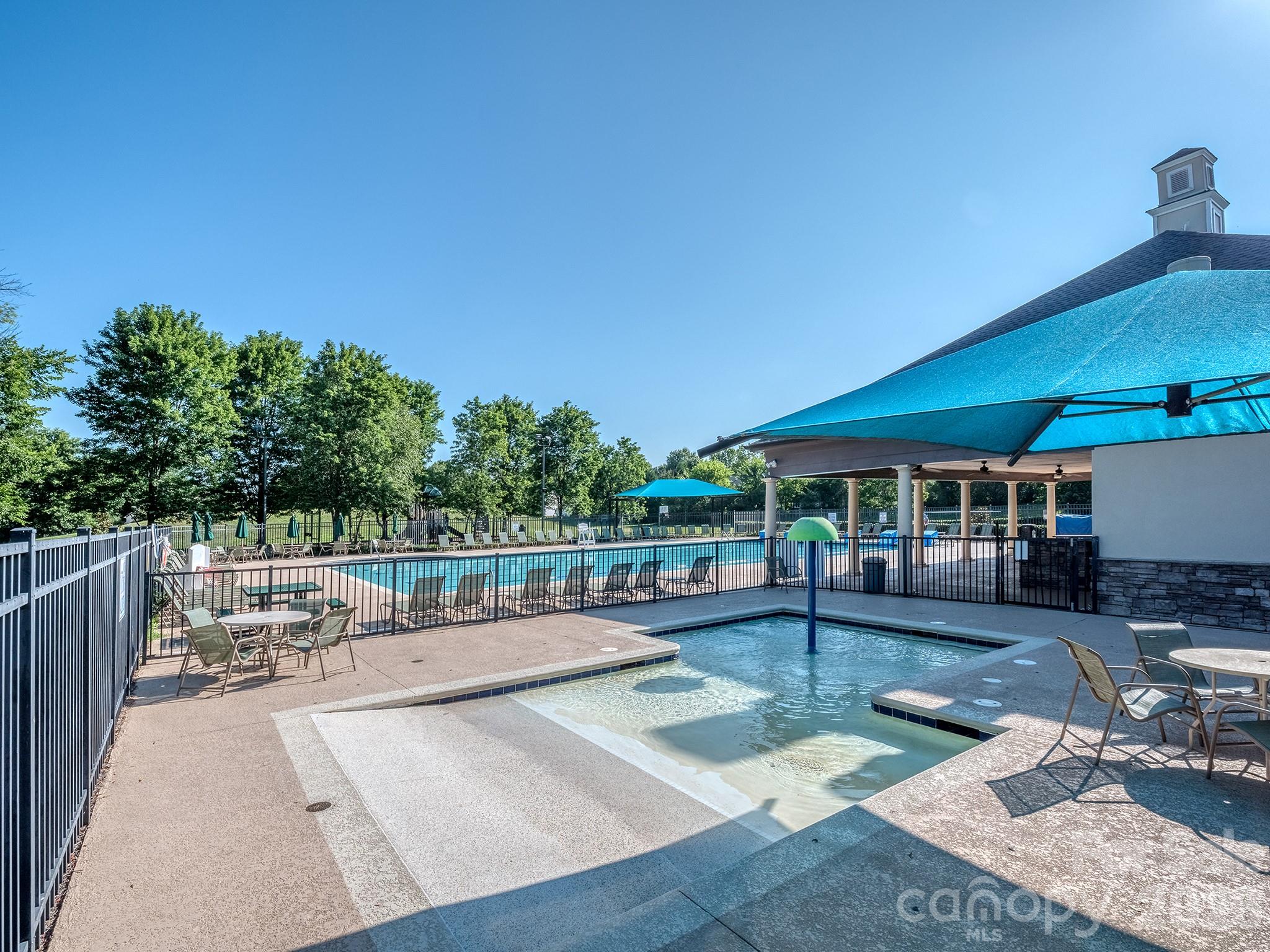 Planters Walk - Residential