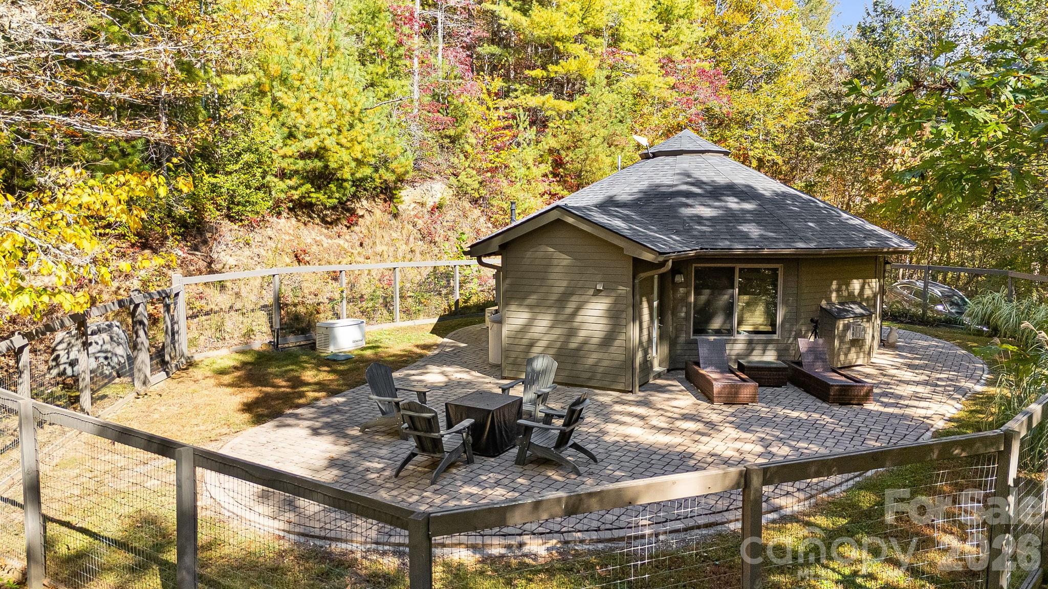 Laurel River Crossing - Residential