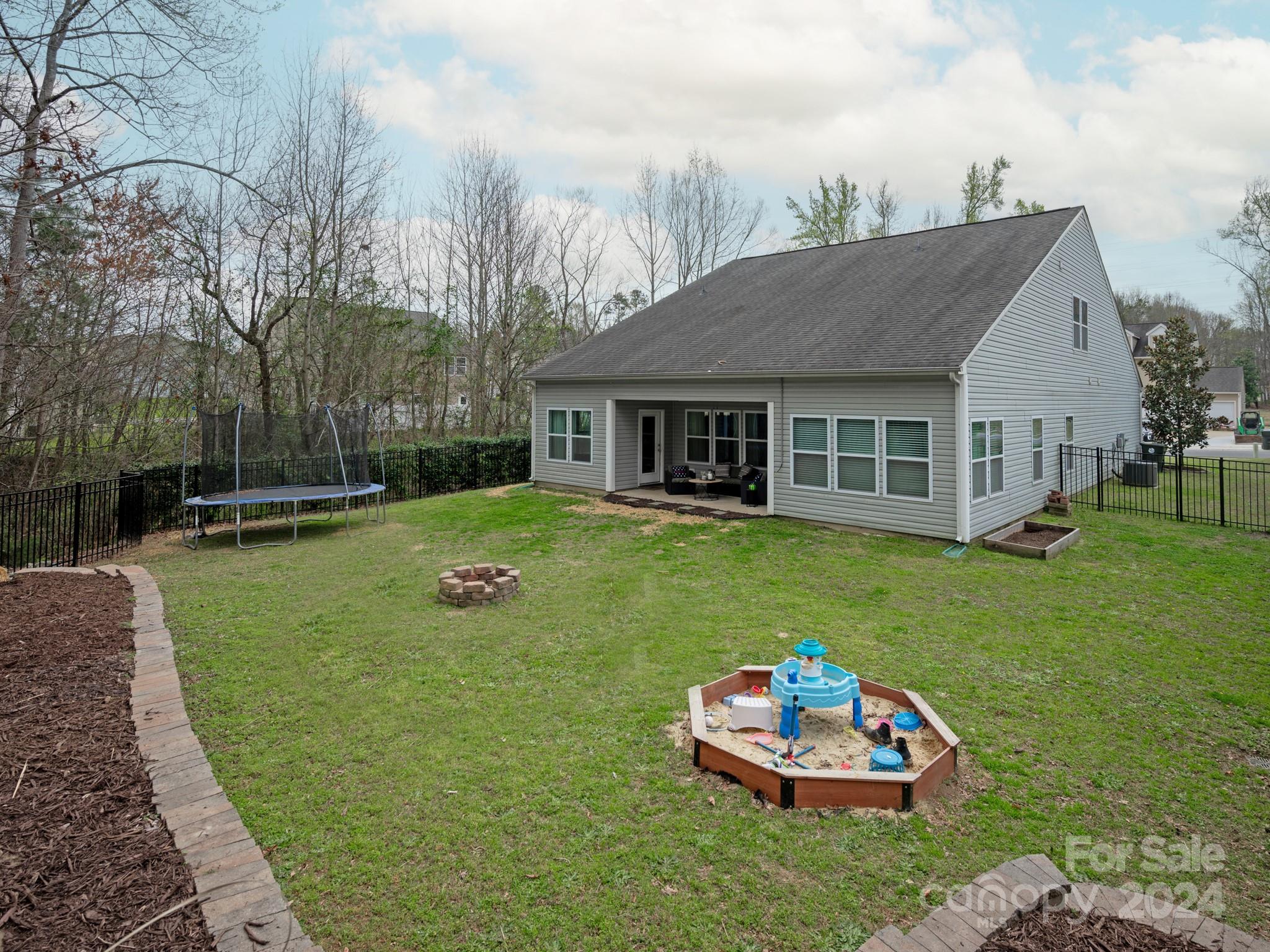 Oaks At Clover - Residential