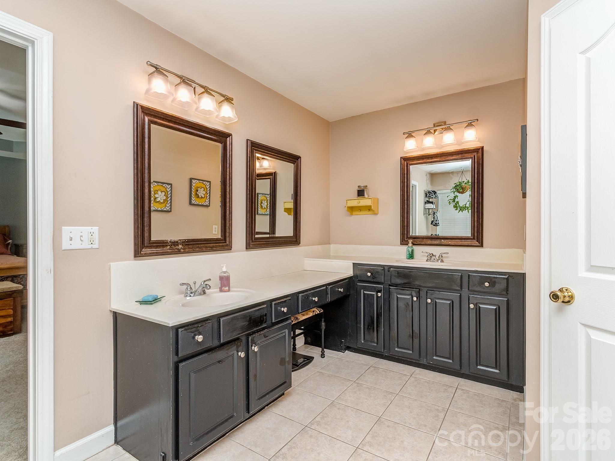 Laurel Meadow - Residential