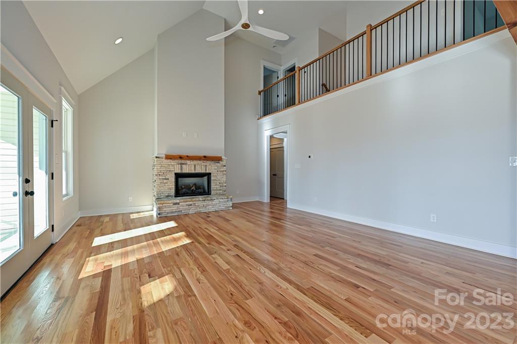 Sanders Landing - Residential