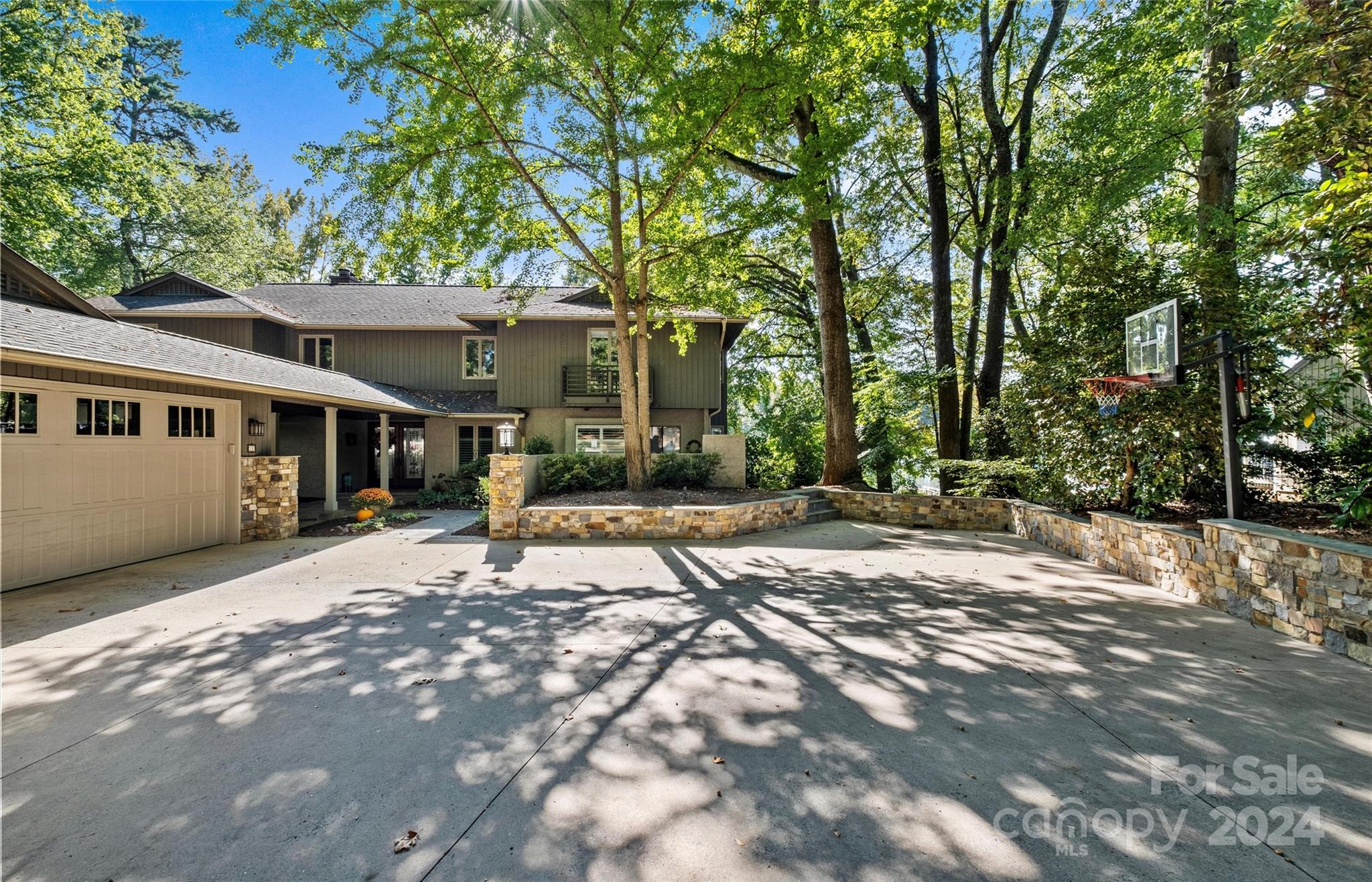River Hills - Residential