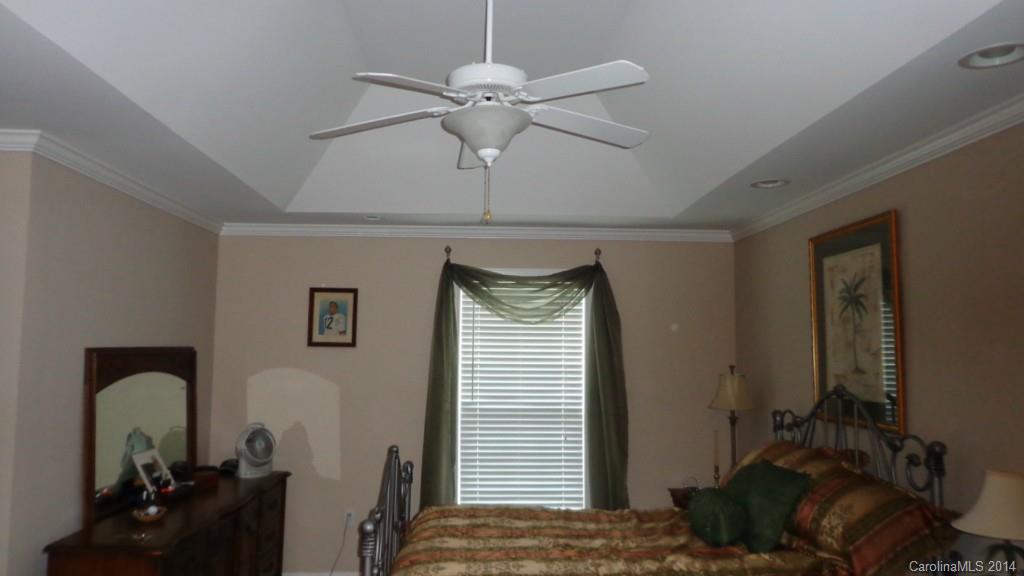 Country Club Estates - Residential