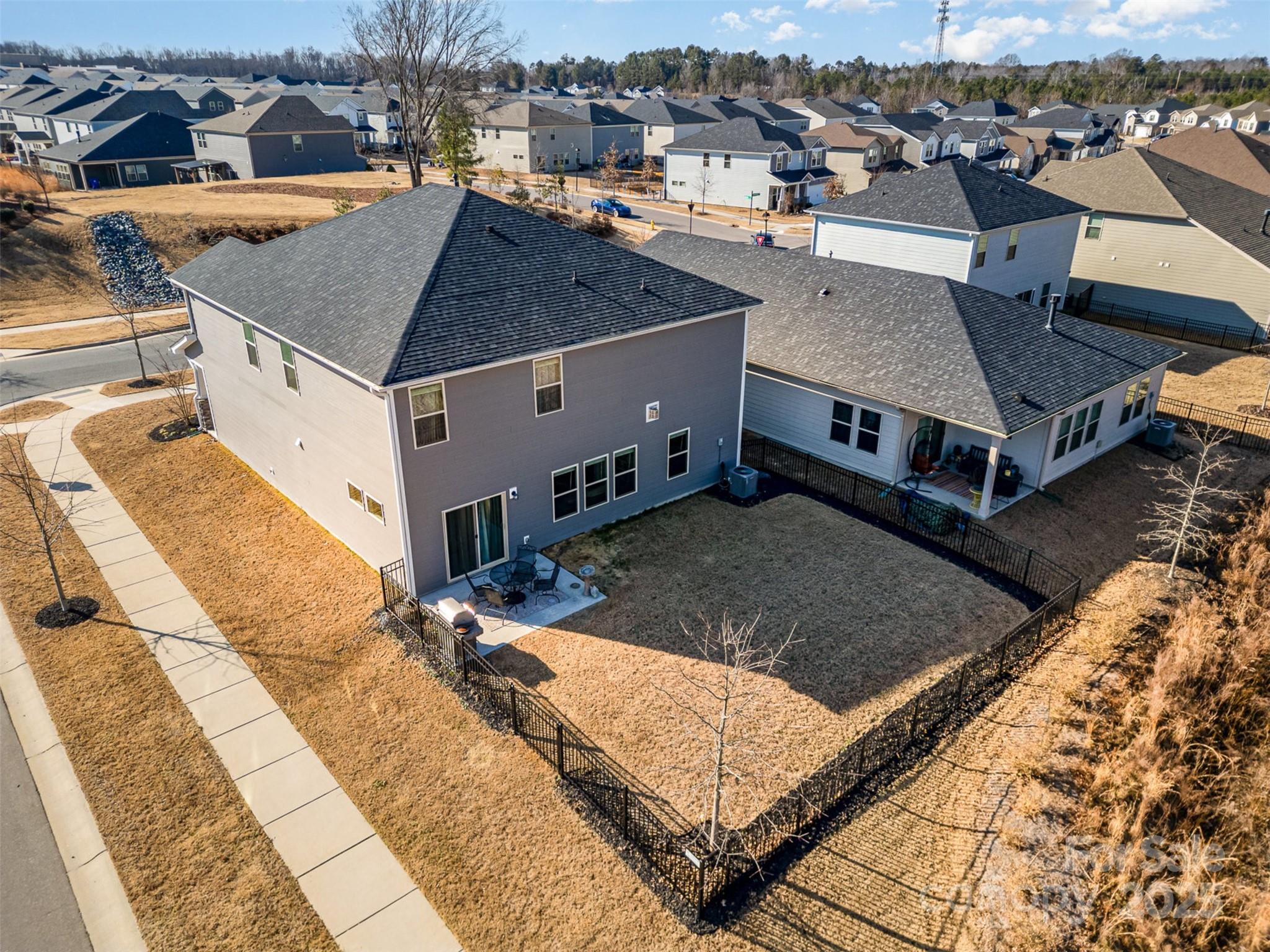 Stoneybrook Station - Residential