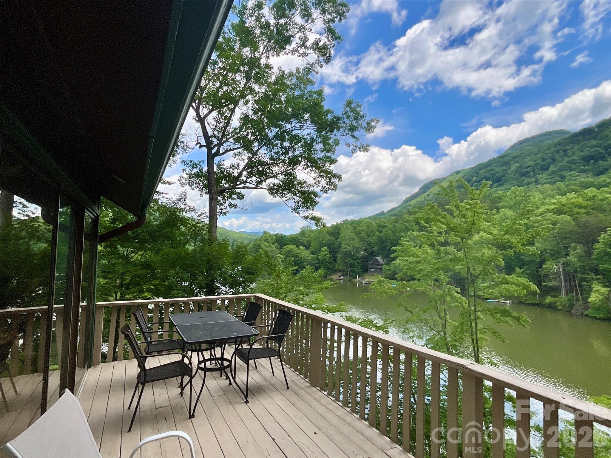 Rumbling Bald on Lake Lure - Residential