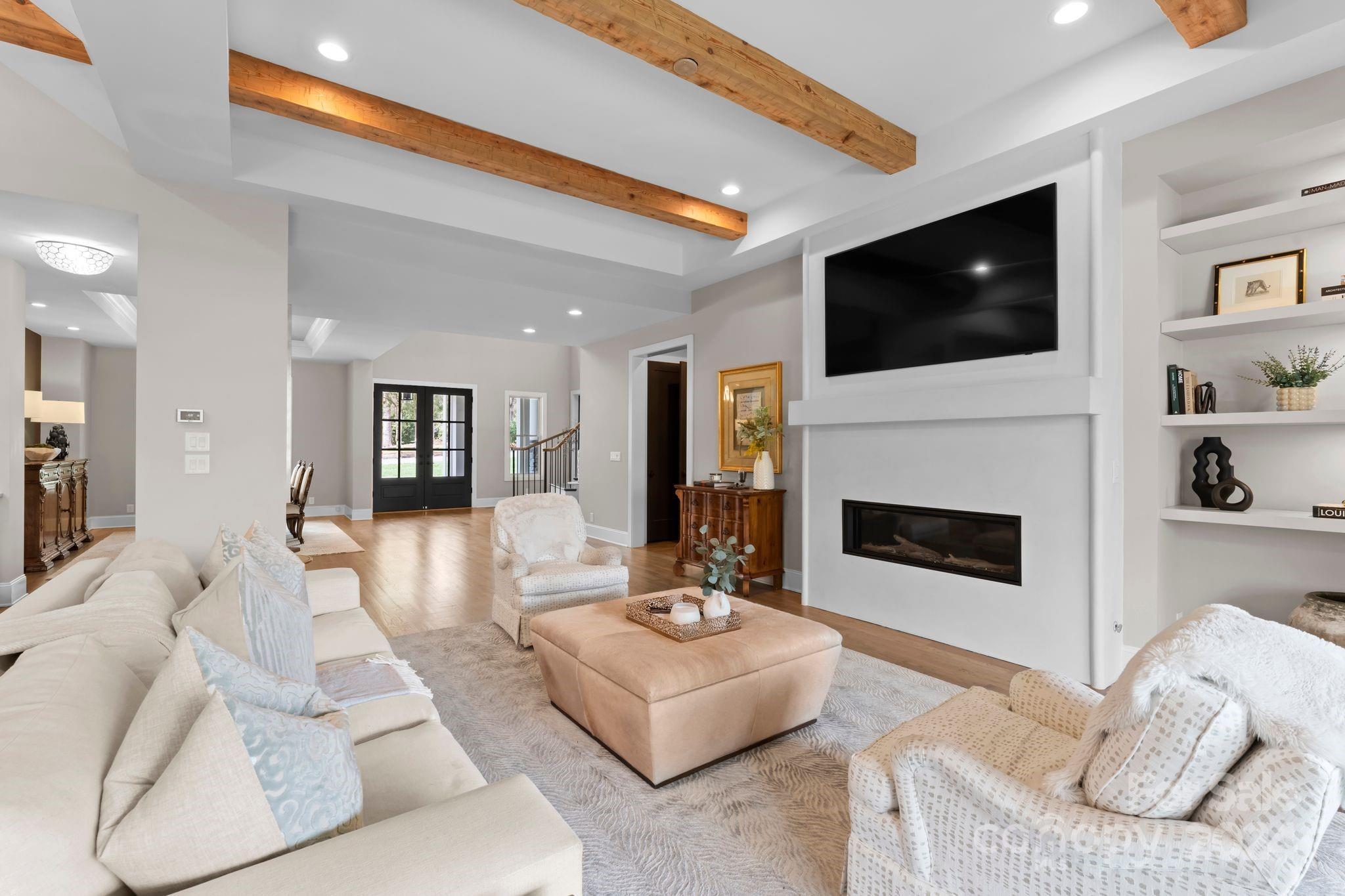 Mammoth Oaks - Residential